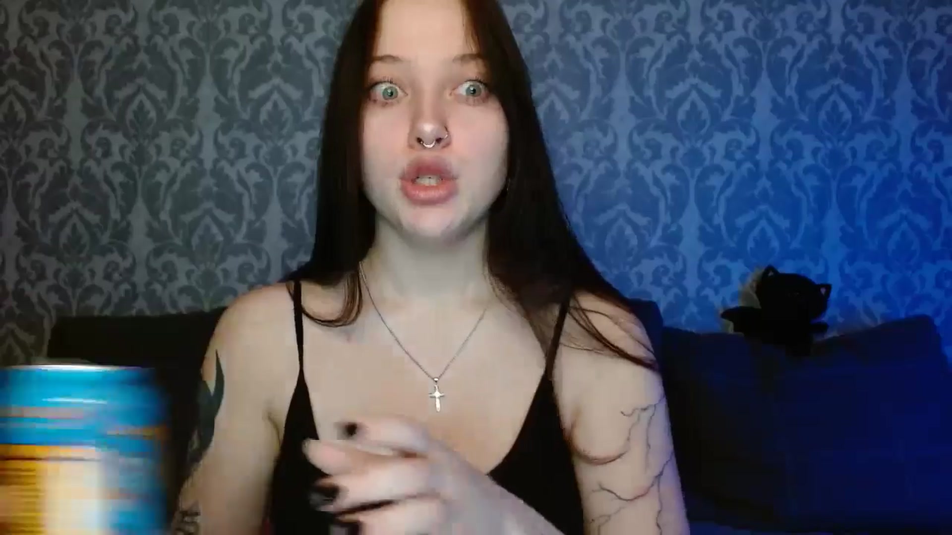 Gallery image thumbnail from AmyWard's myfreecams stream on, 03/21/2026, 11:02 image 5 of 20