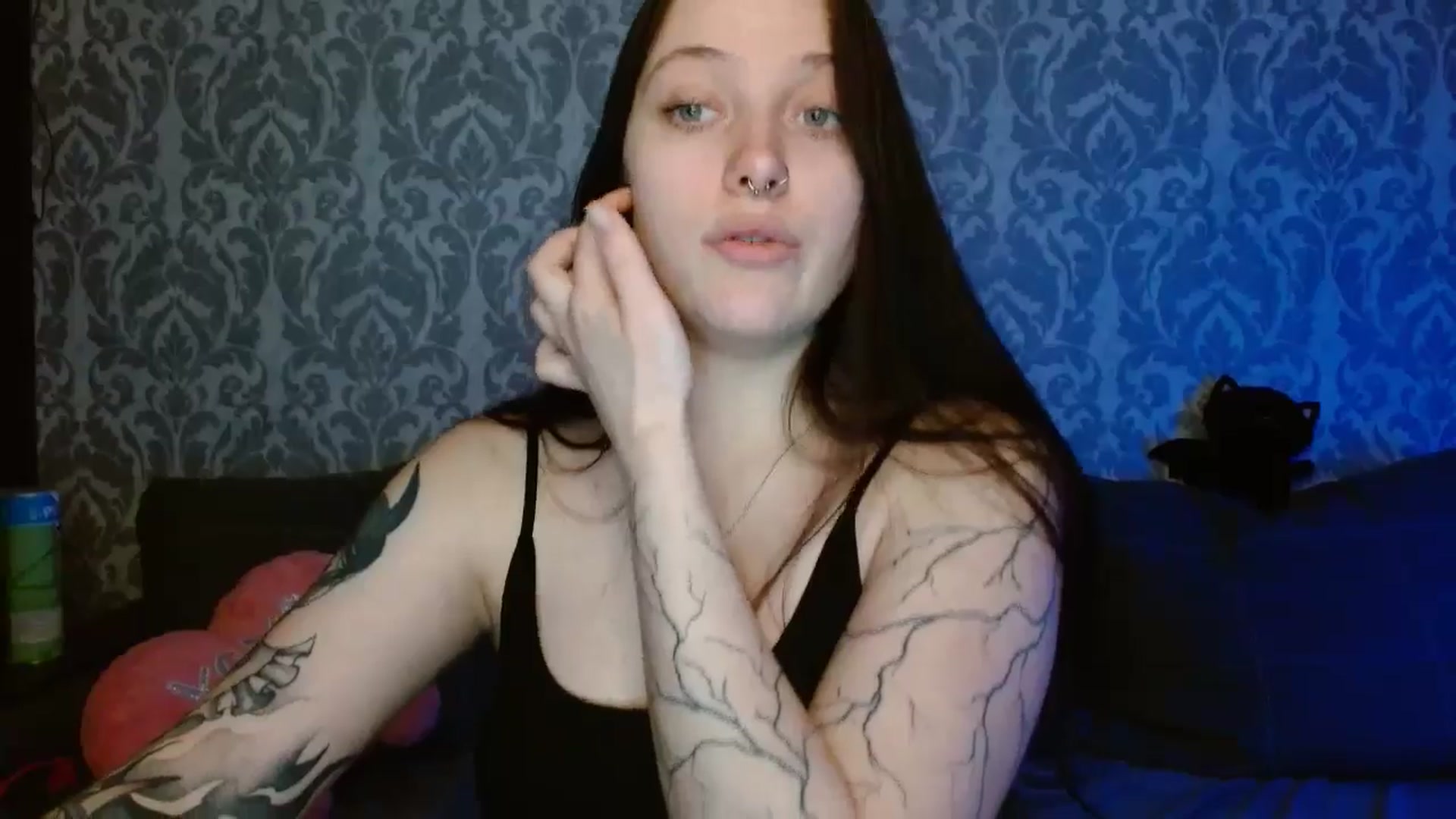 Gallery image thumbnail from AmyWard's myfreecams stream on, 03/21/2026, 13:28 image 3 of 20