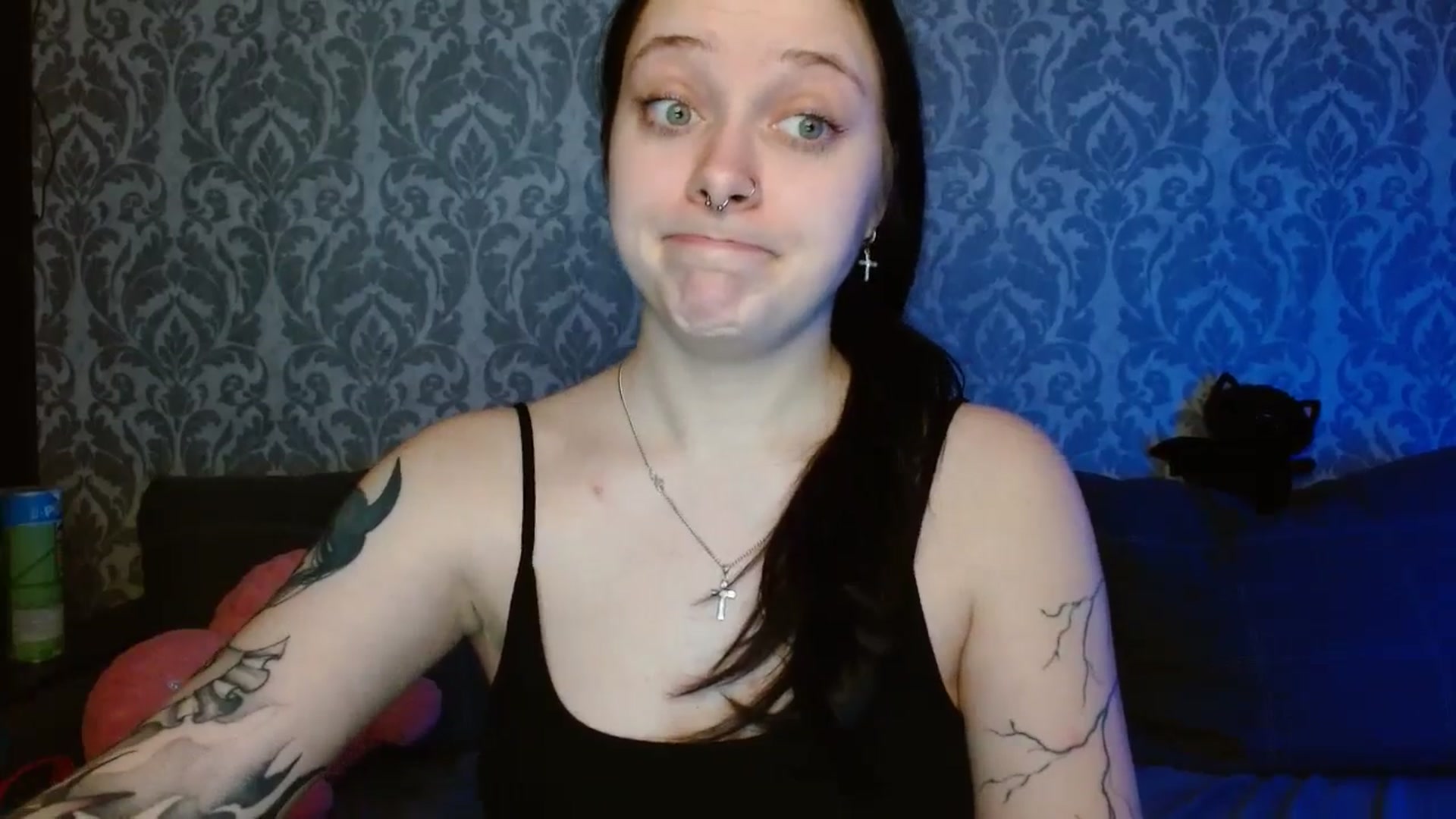 Gallery image thumbnail from AmyWard's myfreecams stream on, 03/21/2026, 13:28 image 15 of 20