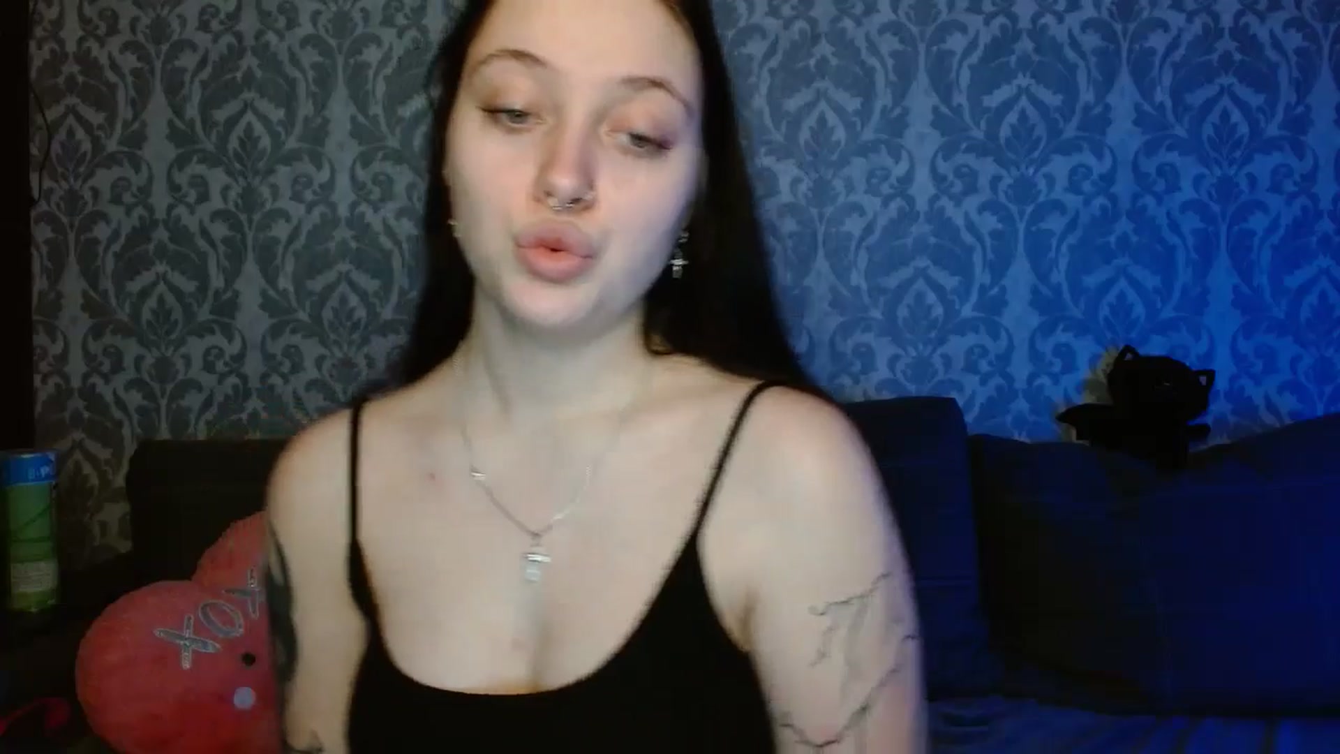 Gallery image thumbnail from AmyWard's myfreecams stream on, 03/21/2026, 13:28 image 5 of 20