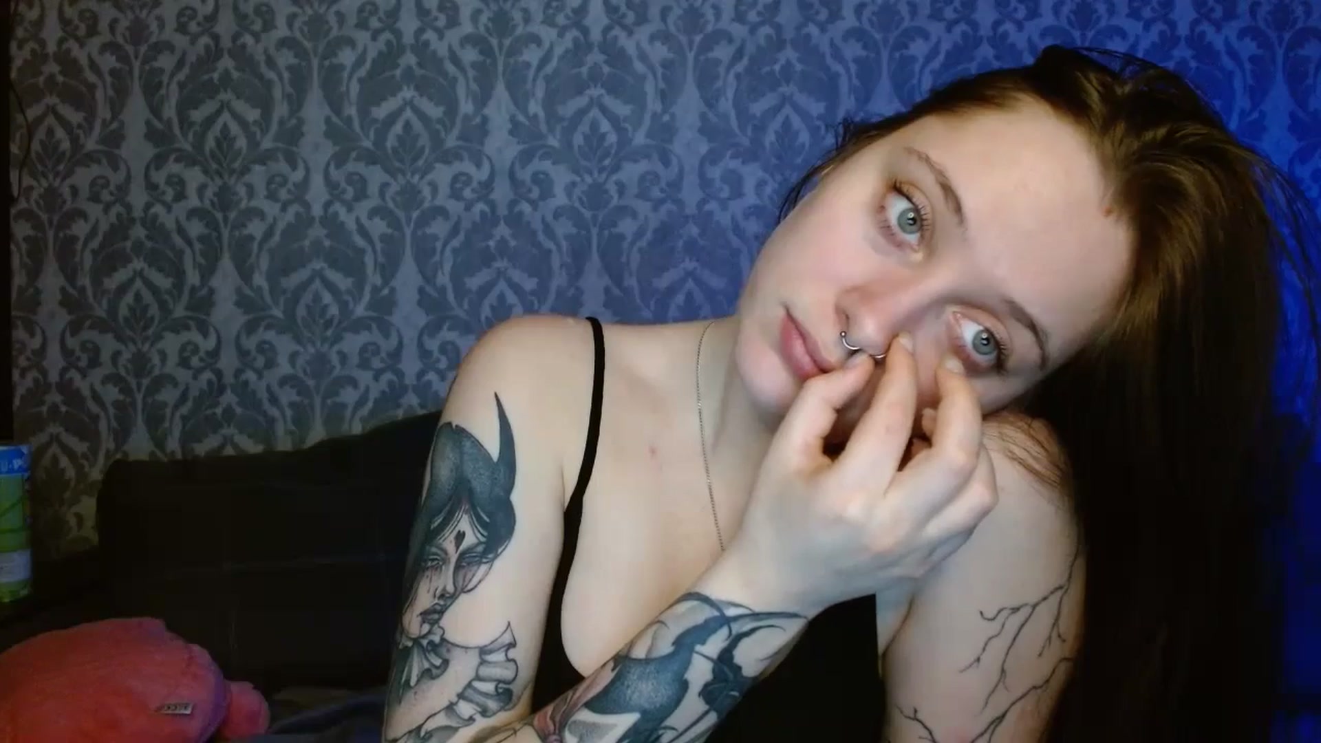 Gallery image thumbnail from AmyWard's myfreecams stream on, 03/21/2026, 16:03 image 5 of 20