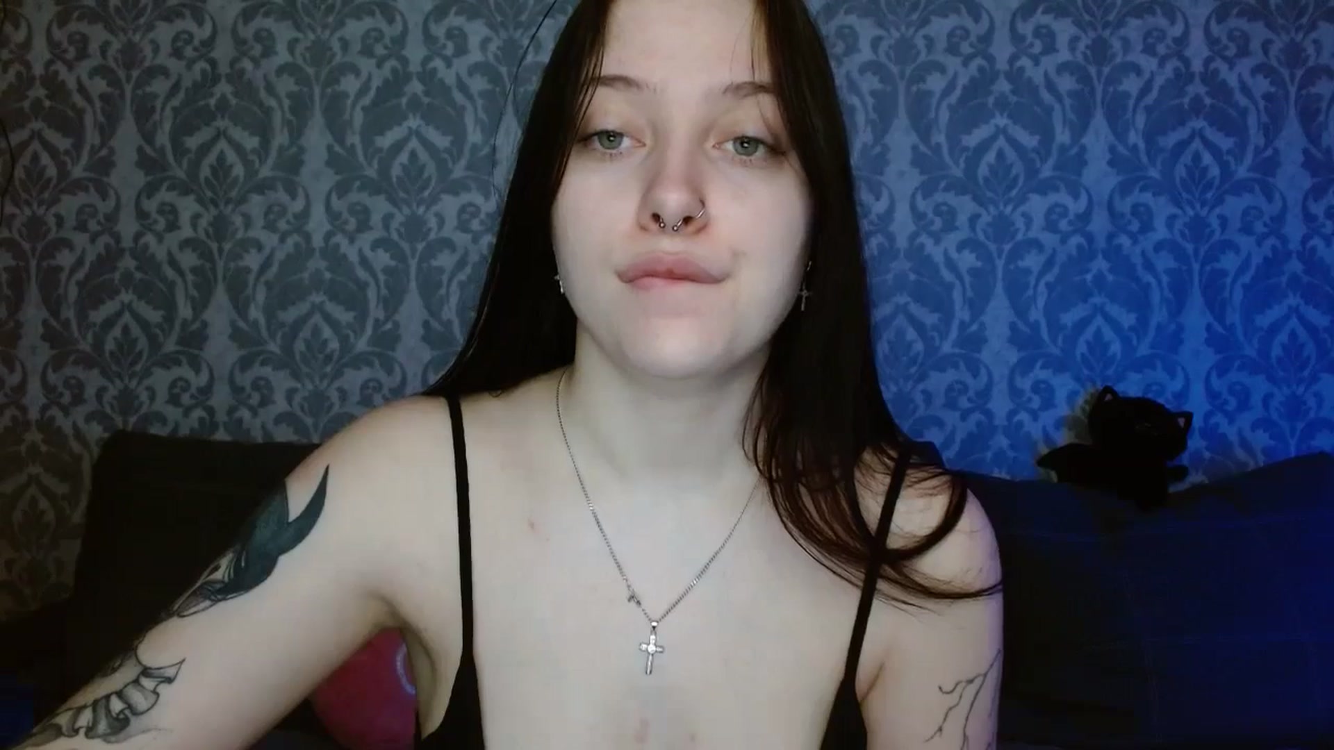 Gallery image thumbnail from AmyWard's myfreecams stream on, 03/22/2026, 10:27 image 2 of 20
