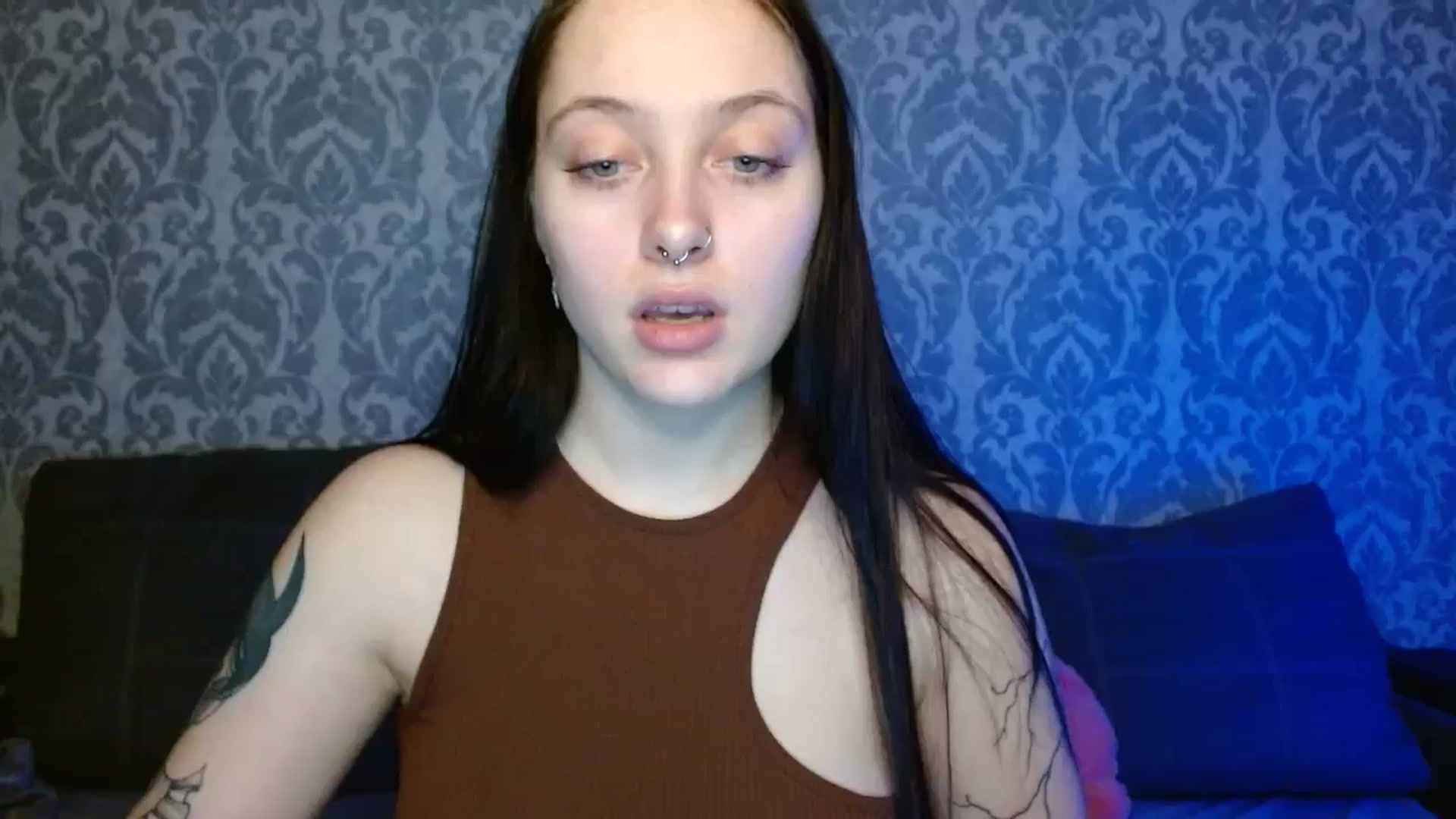 Gallery image thumbnail from AmyWard's myfreecams stream on, 03/23/2026, 12:27 image 17 of 20