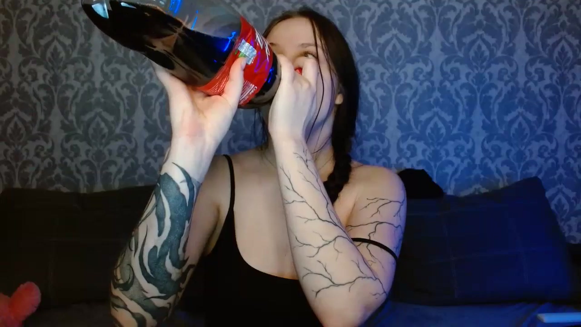 Gallery image thumbnail from AmyWard's myfreecams stream on, 03/29/2026, 13:24 image 9 of 20