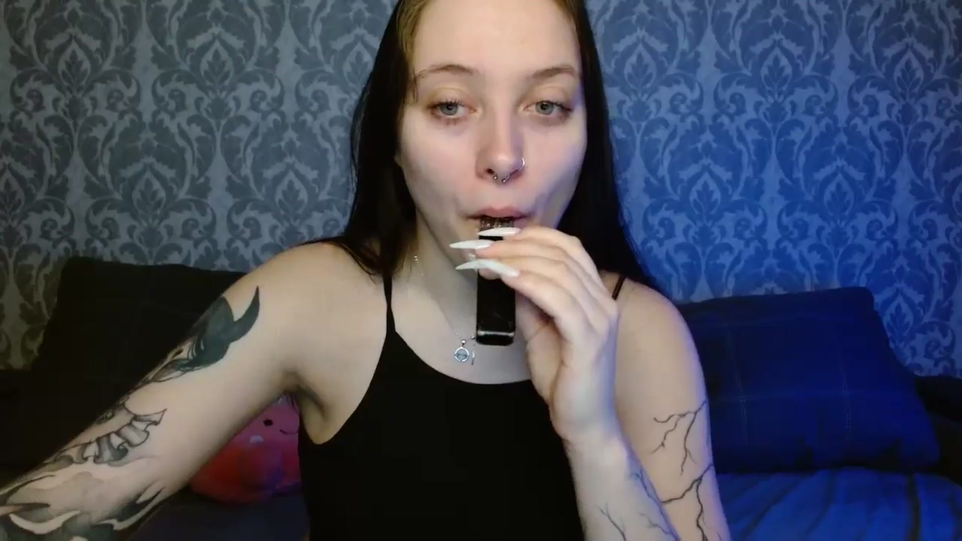Gallery image thumbnail from AmyWard's myfreecams stream on, 04/03/2026, 10:35 image 6 of 20