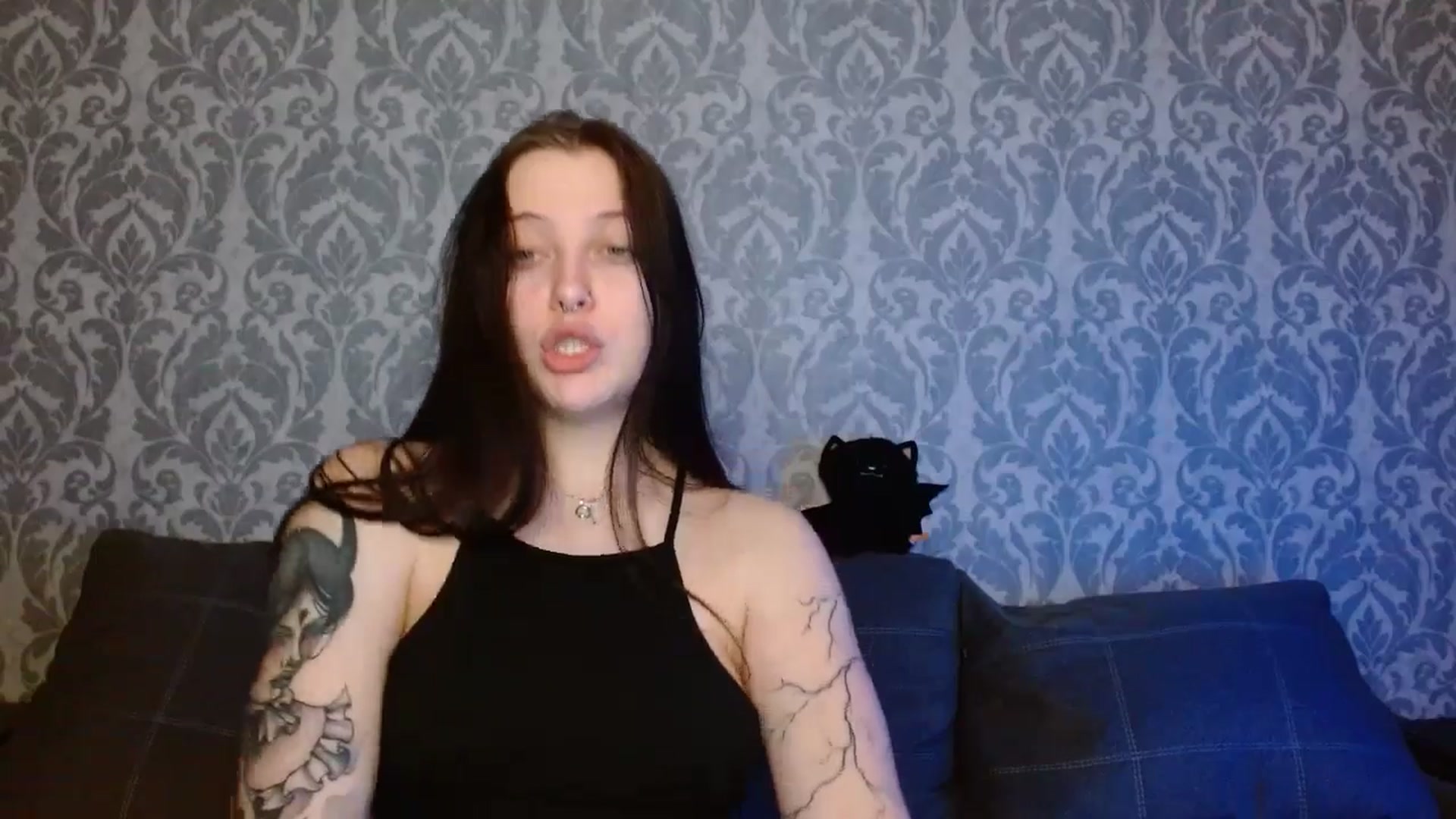Gallery image thumbnail from AmyWard's myfreecams stream on, 04/03/2026, 10:35 image 11 of 20