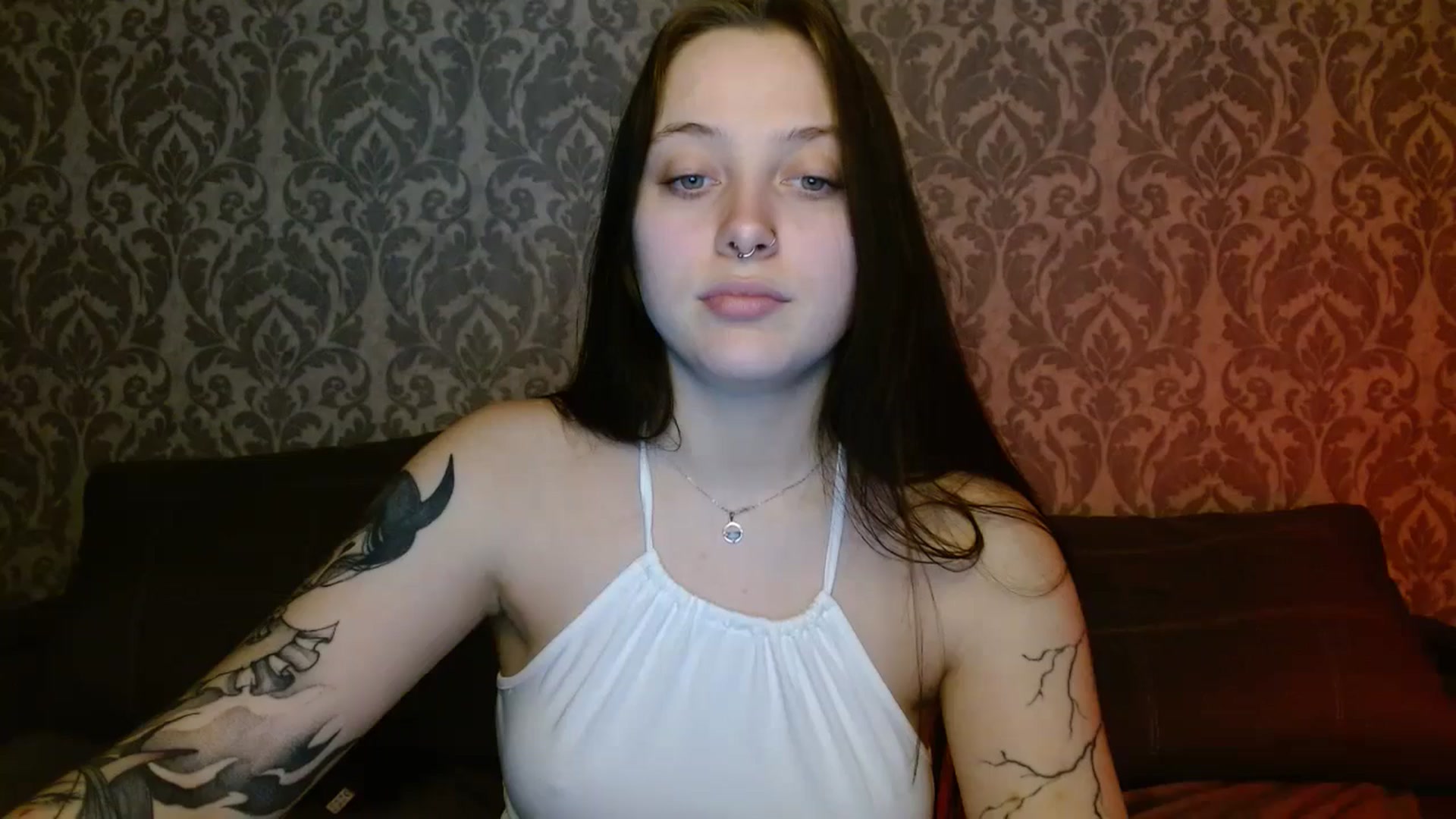 Gallery image thumbnail from AmyWard's myfreecams stream on, 04/04/2026, 15:01 image 16 of 20