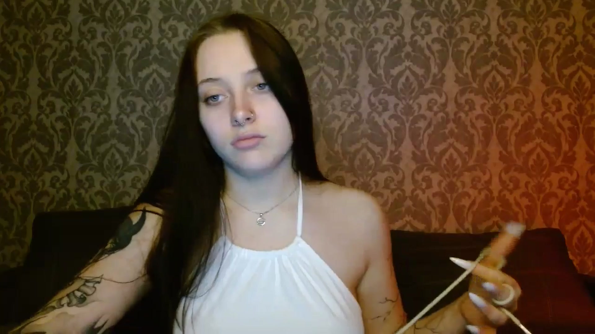 Gallery image thumbnail from AmyWard's myfreecams stream on, 04/04/2026, 15:48 image 10 of 20