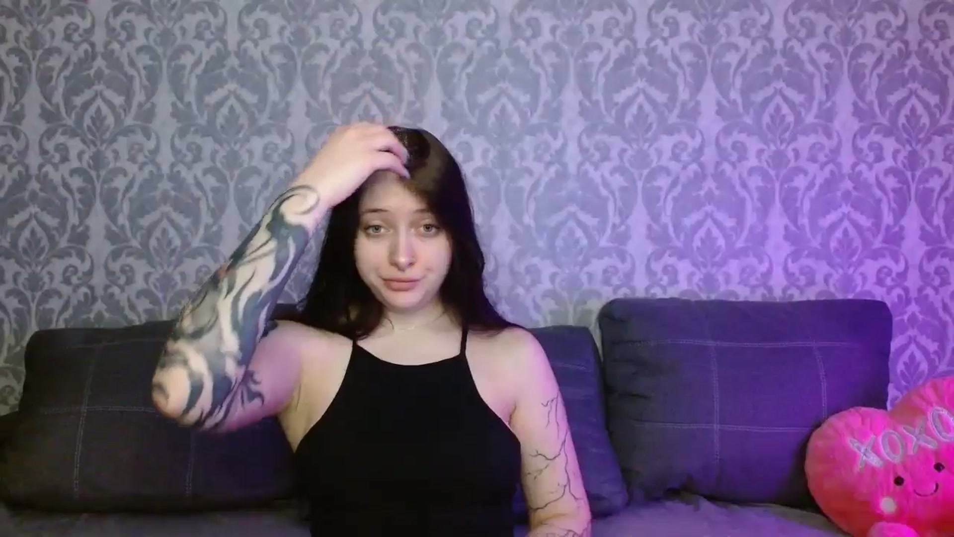 Gallery image thumbnail from AmyWard's myfreecams stream on, 04/05/2026, 10:02 image 14 of 20