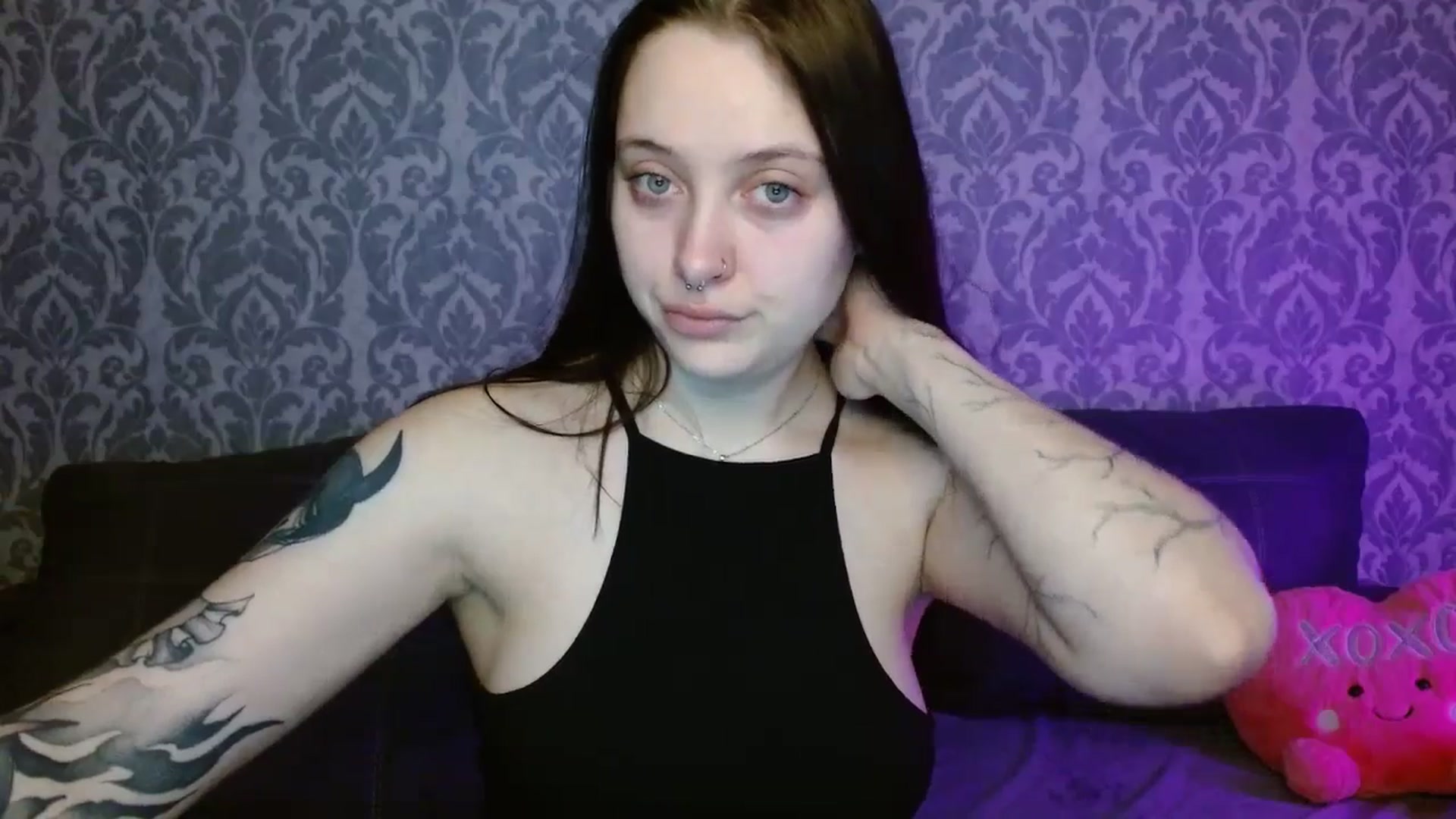 Gallery image thumbnail from AmyWard's myfreecams stream on, 04/05/2026, 12:36 image 6 of 20