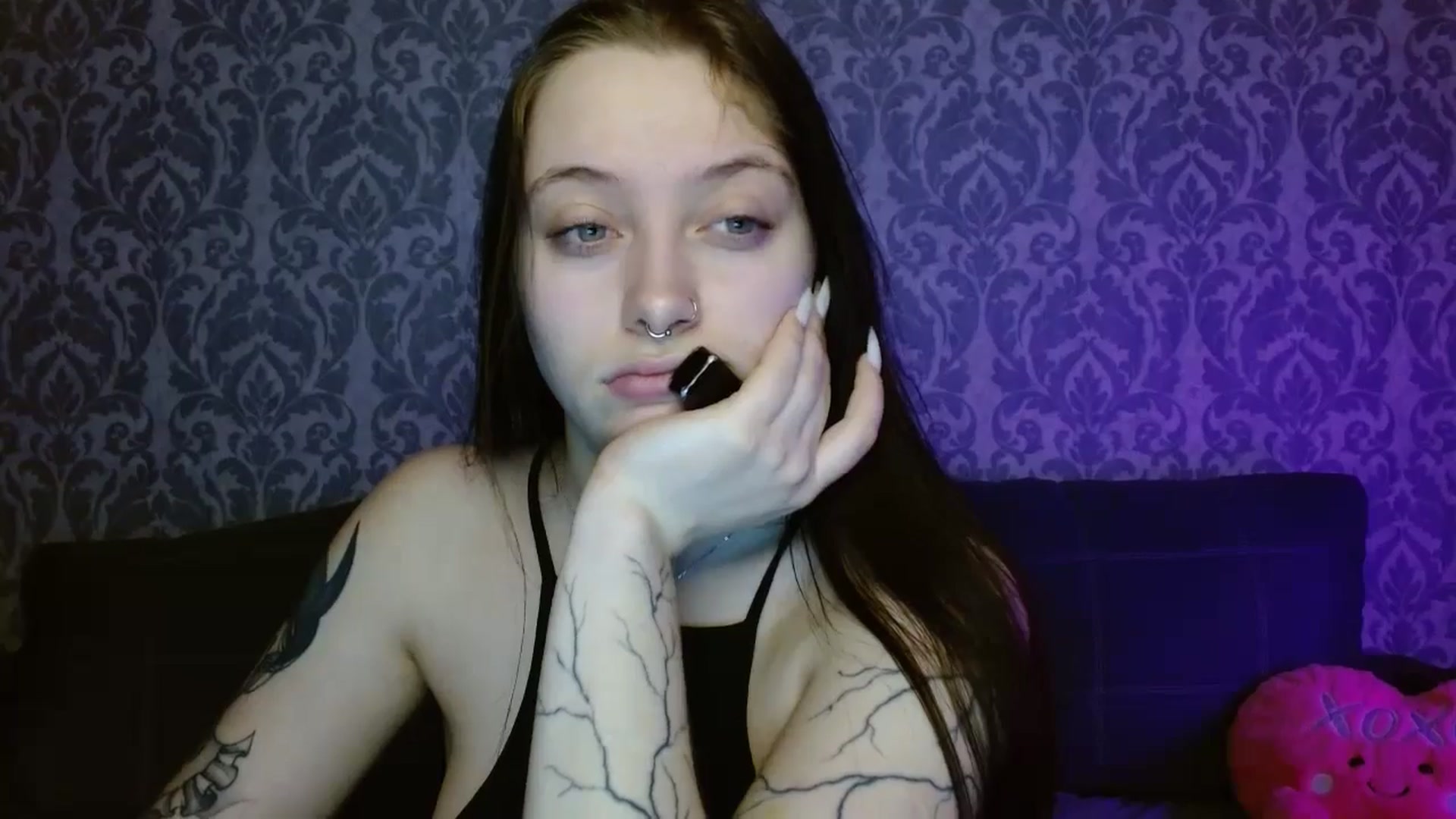 Gallery image thumbnail from AmyWard's myfreecams stream on, 04/05/2026, 14:19 image 4 of 20