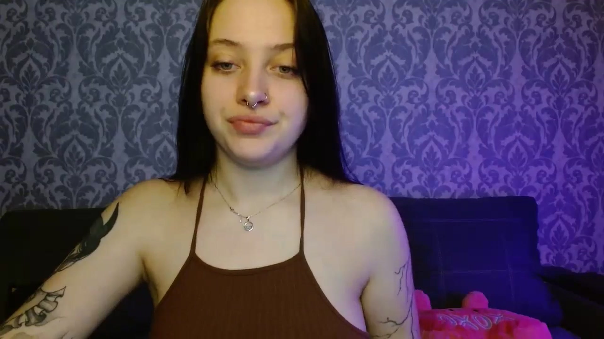 Gallery image thumbnail from AmyWard's myfreecams stream on, 04/06/2026, 10:02 image 7 of 20