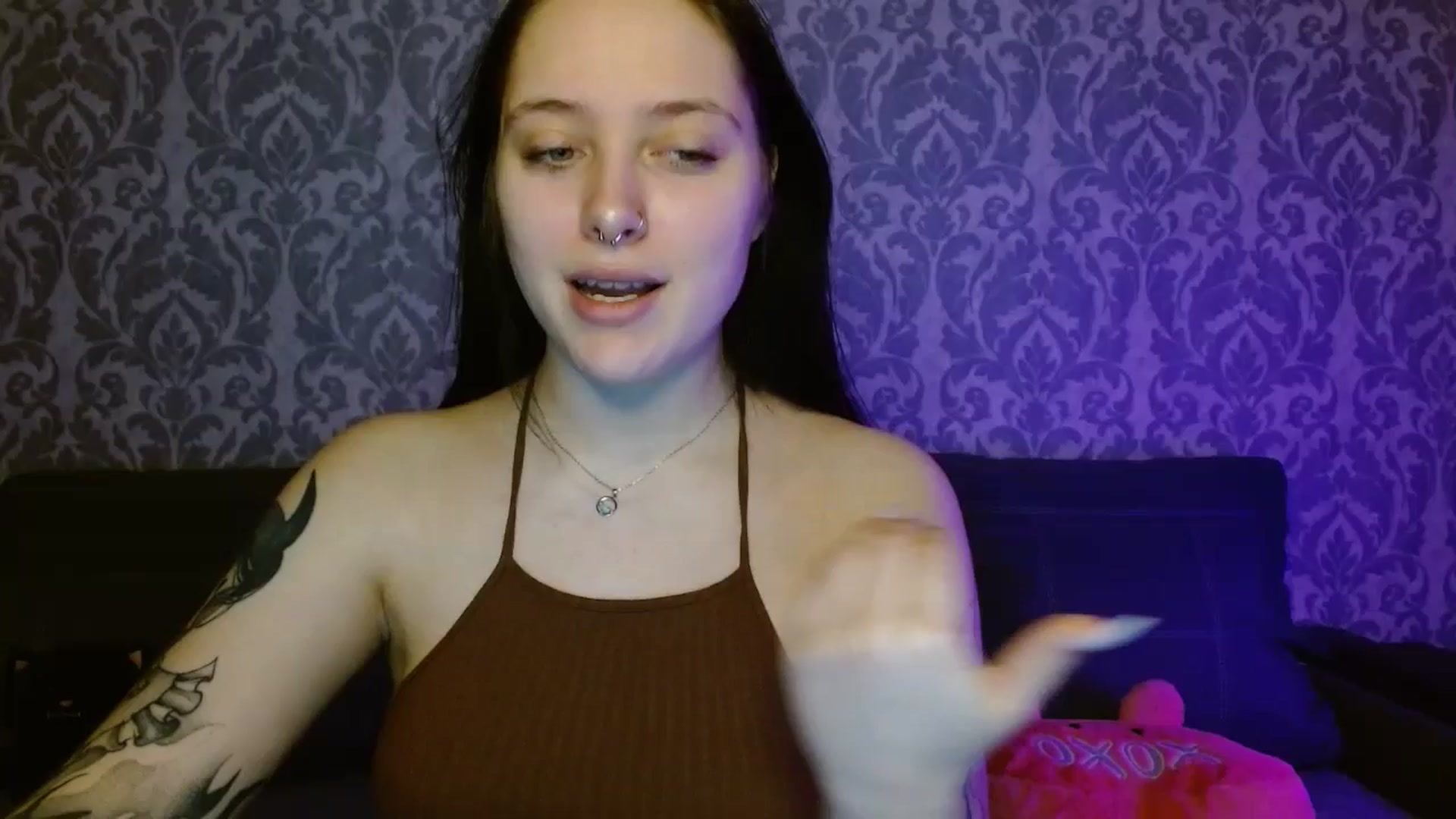 Gallery image thumbnail from AmyWard's myfreecams stream on, 04/06/2026, 11:07 image 7 of 20