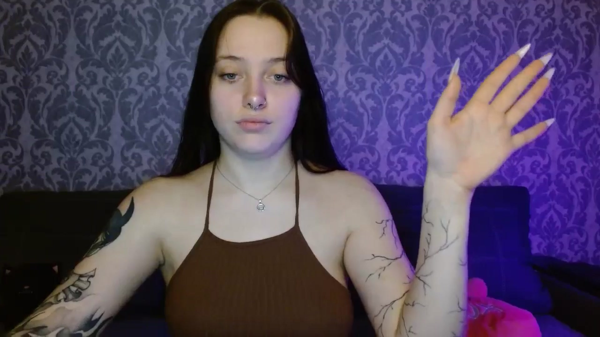 Gallery image thumbnail from AmyWard's myfreecams stream on, 04/06/2026, 11:07 image 3 of 20