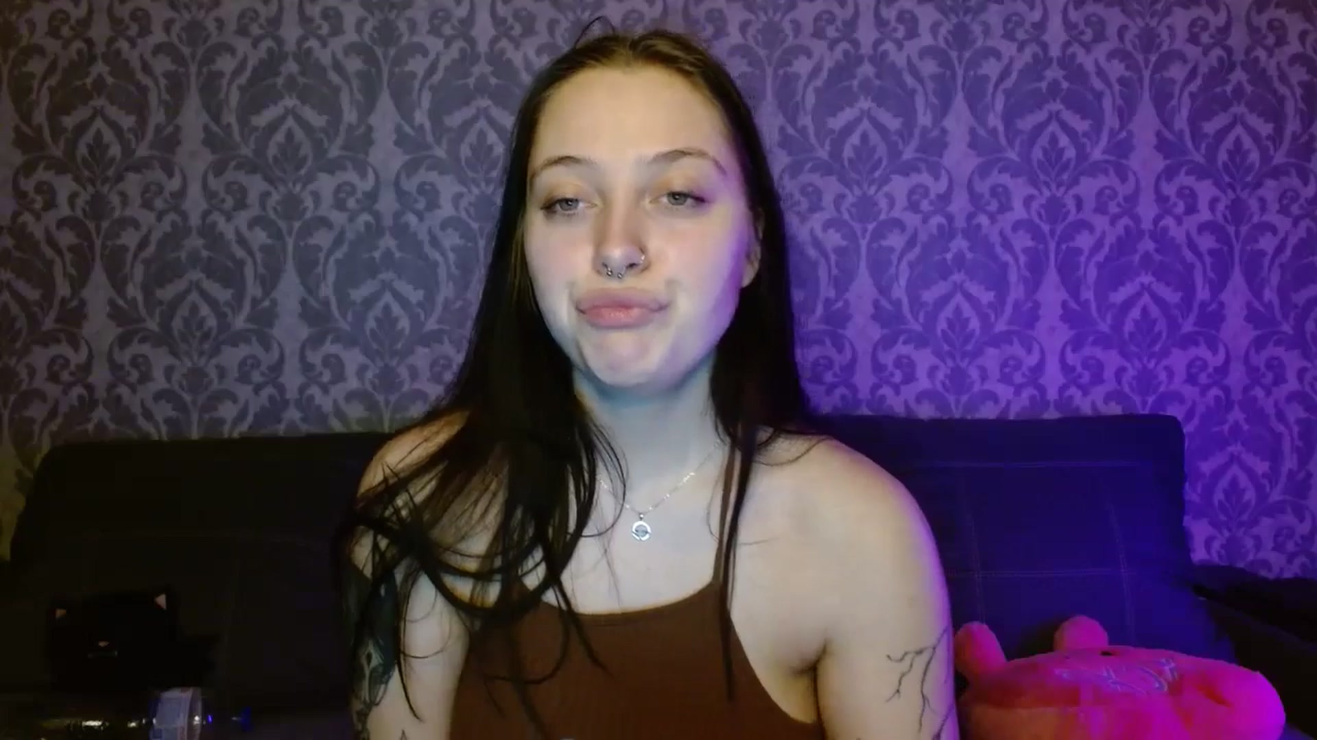 Gallery image thumbnail from AmyWard's myfreecams stream on, 04/06/2026, 12:12 image 16 of 20