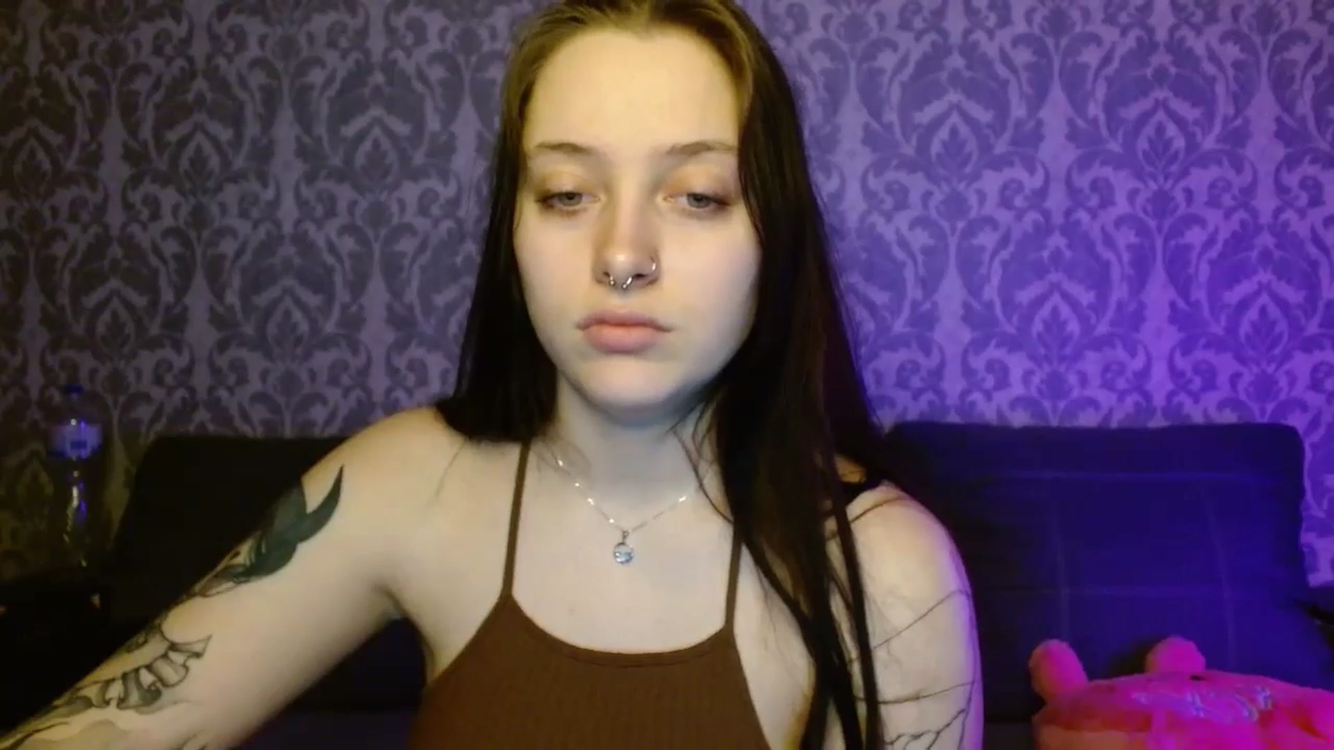 Gallery image thumbnail from AmyWard's myfreecams stream on, 04/06/2026, 13:07 image 7 of 20
