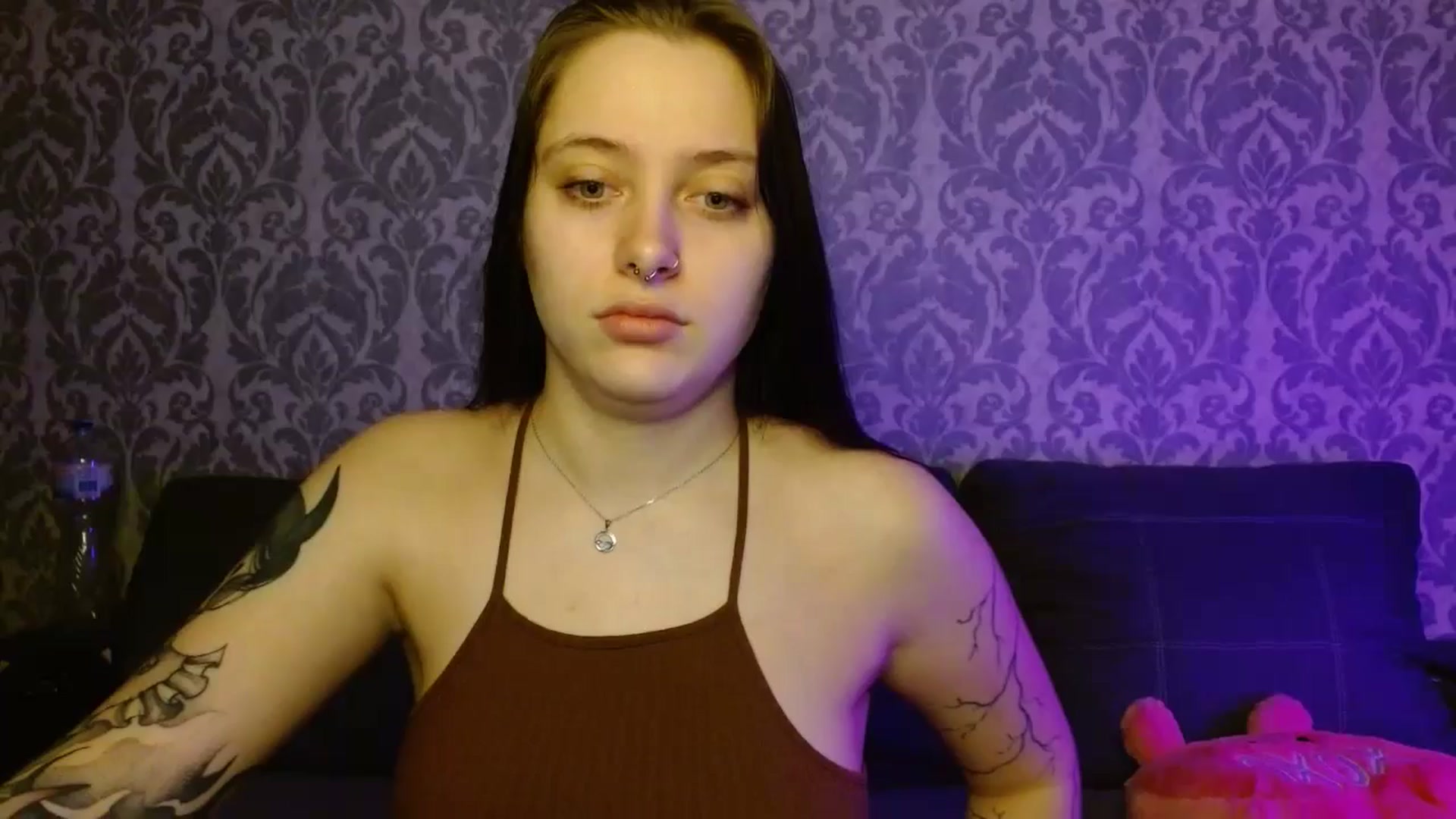 Gallery image thumbnail from AmyWard's myfreecams stream on, 04/06/2026, 13:07 image 10 of 20
