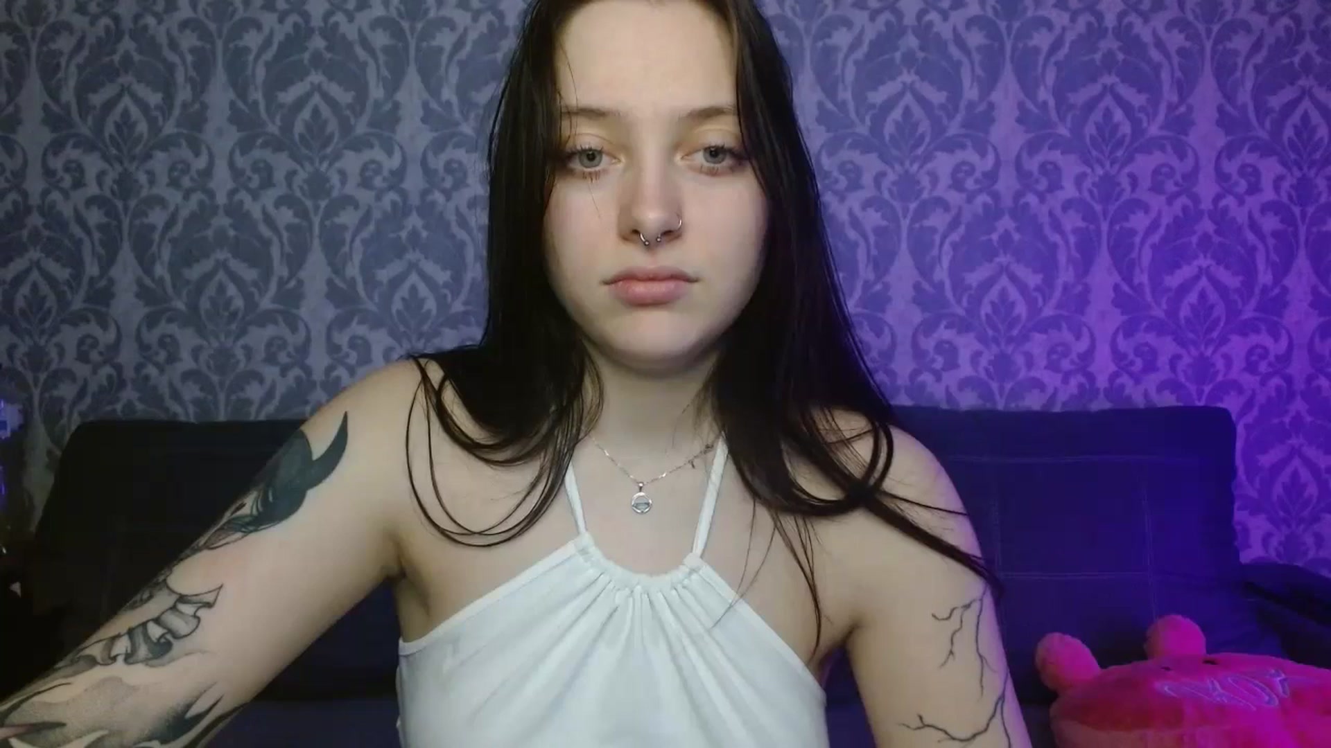 Gallery image thumbnail from AmyWard's myfreecams stream on, 04/07/2026, 11:15 image 11 of 20