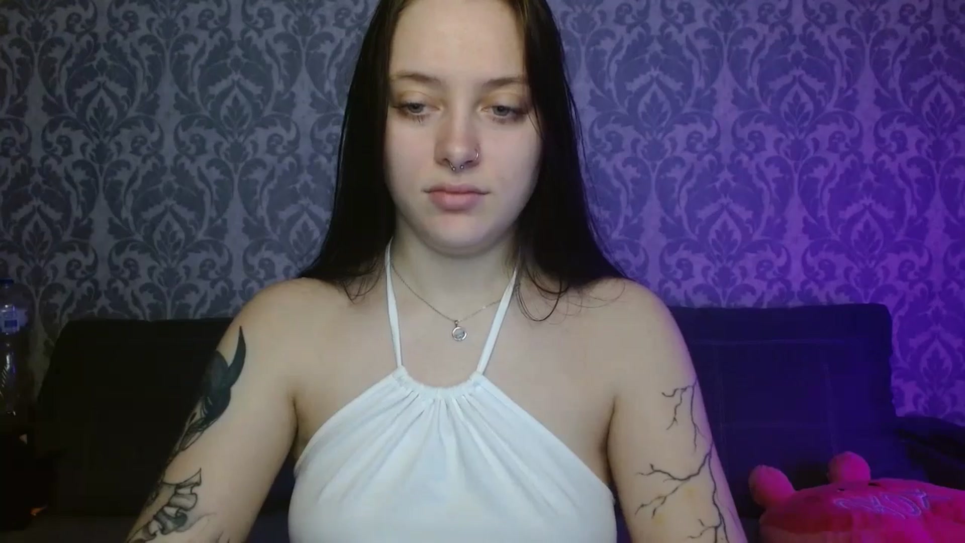Gallery image thumbnail from AmyWard's myfreecams stream on, 04/07/2026, 11:15 image 7 of 20