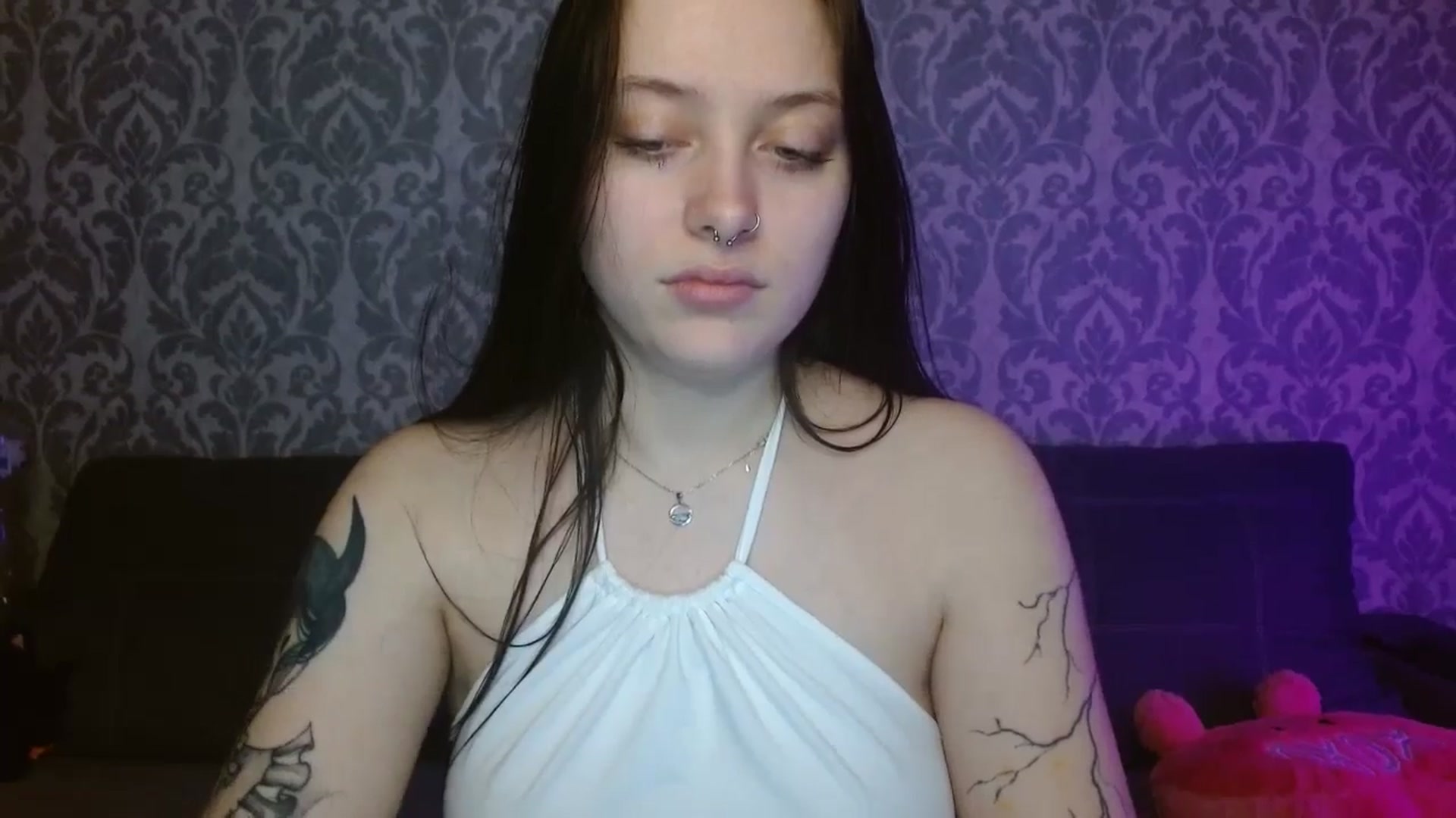 Gallery image thumbnail from AmyWard's myfreecams stream on, 04/07/2026, 11:15 image 13 of 20