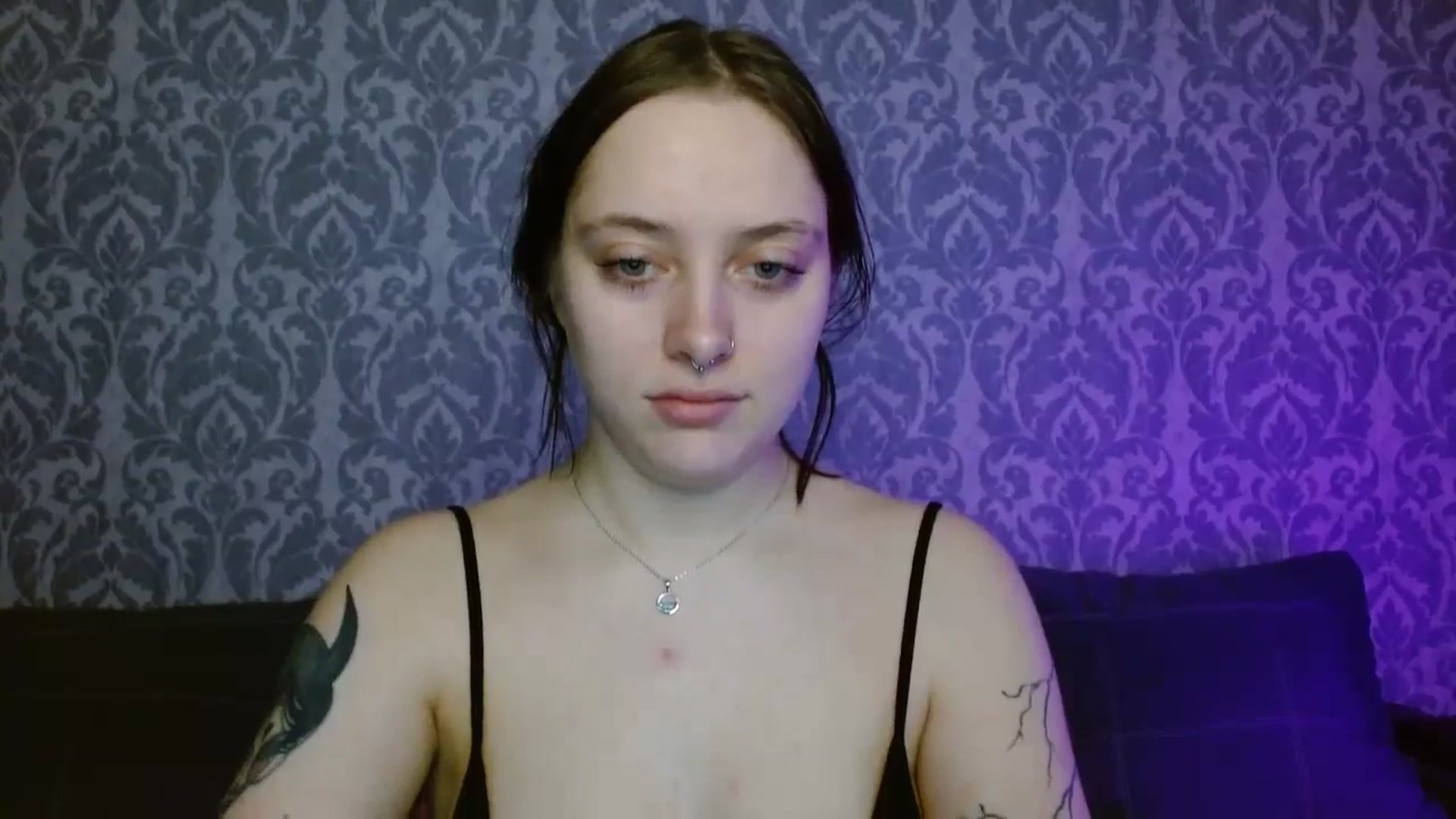 Gallery image thumbnail from AmyWard's myfreecams stream on, 04/09/2026, 12:22 image 6 of 20