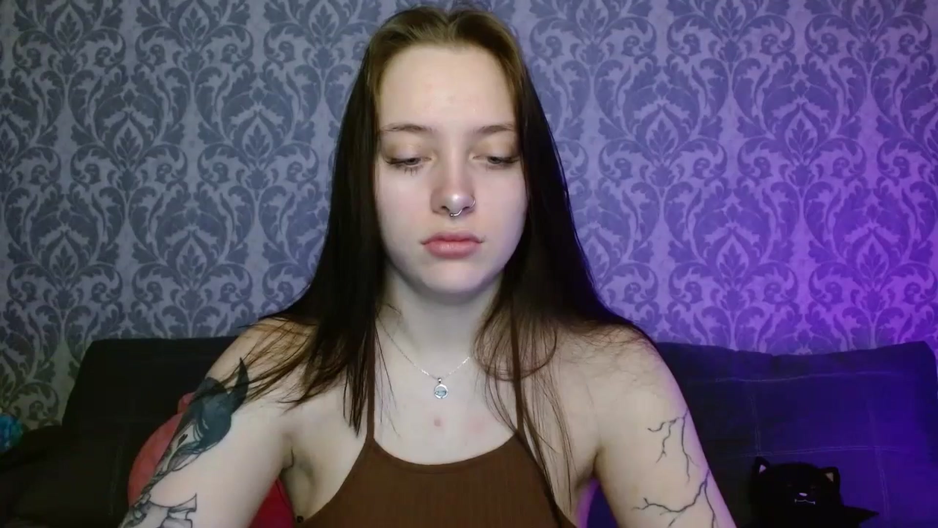 Gallery image thumbnail from AmyWard's myfreecams stream on, 04/10/2026, 09:11 image 4 of 20