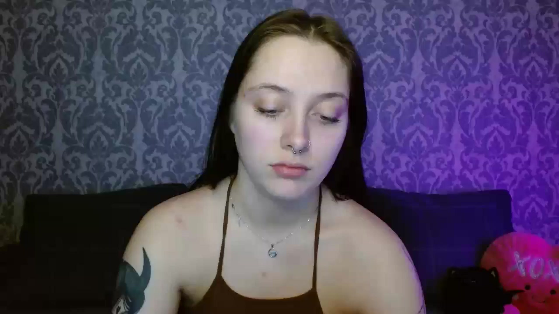 Gallery image thumbnail from AmyWard's myfreecams stream on, 04/12/2026, 13:37 image 17 of 20