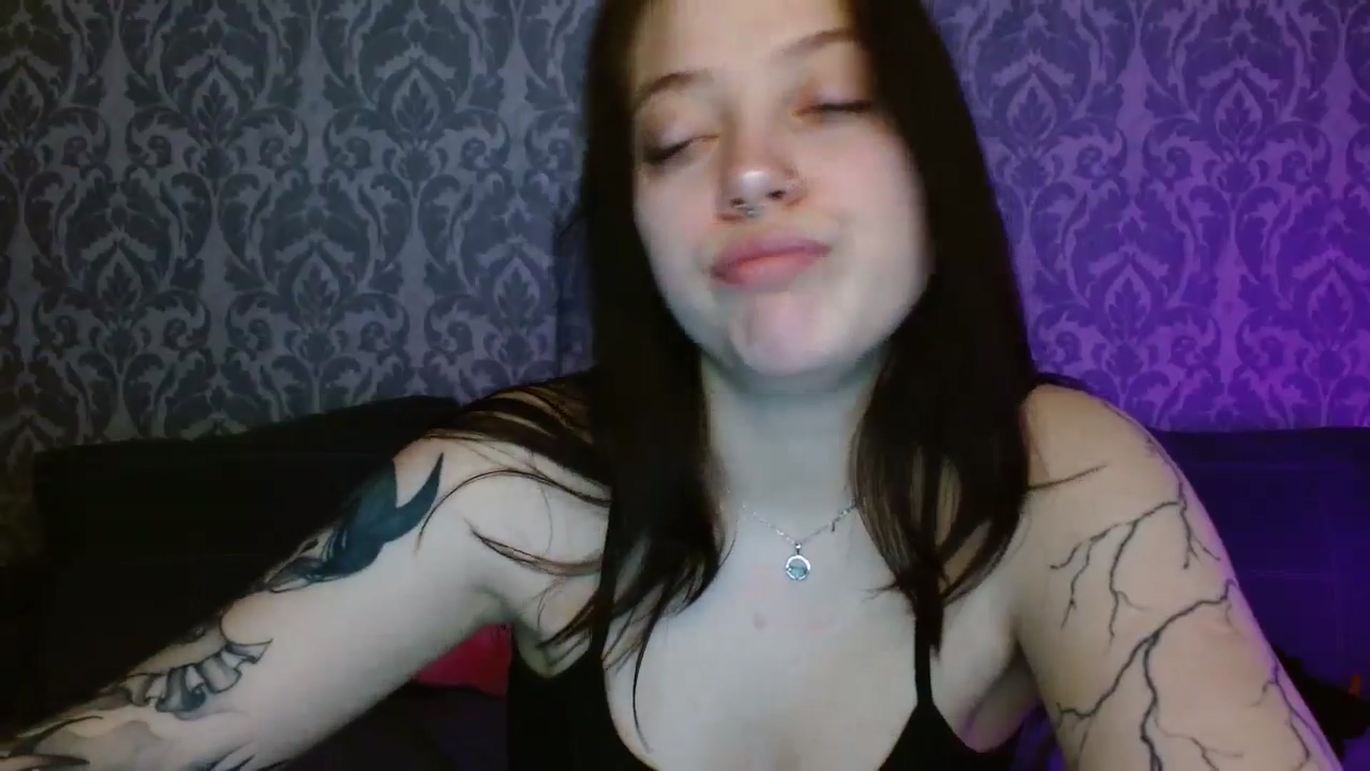 Gallery image thumbnail from AmyWard's myfreecams stream on, 04/13/2026, 11:13 image 5 of 20