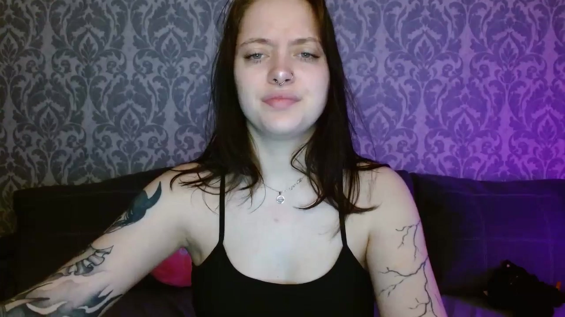 Gallery image thumbnail from AmyWard's myfreecams stream on, 04/13/2026, 11:13 image 4 of 20