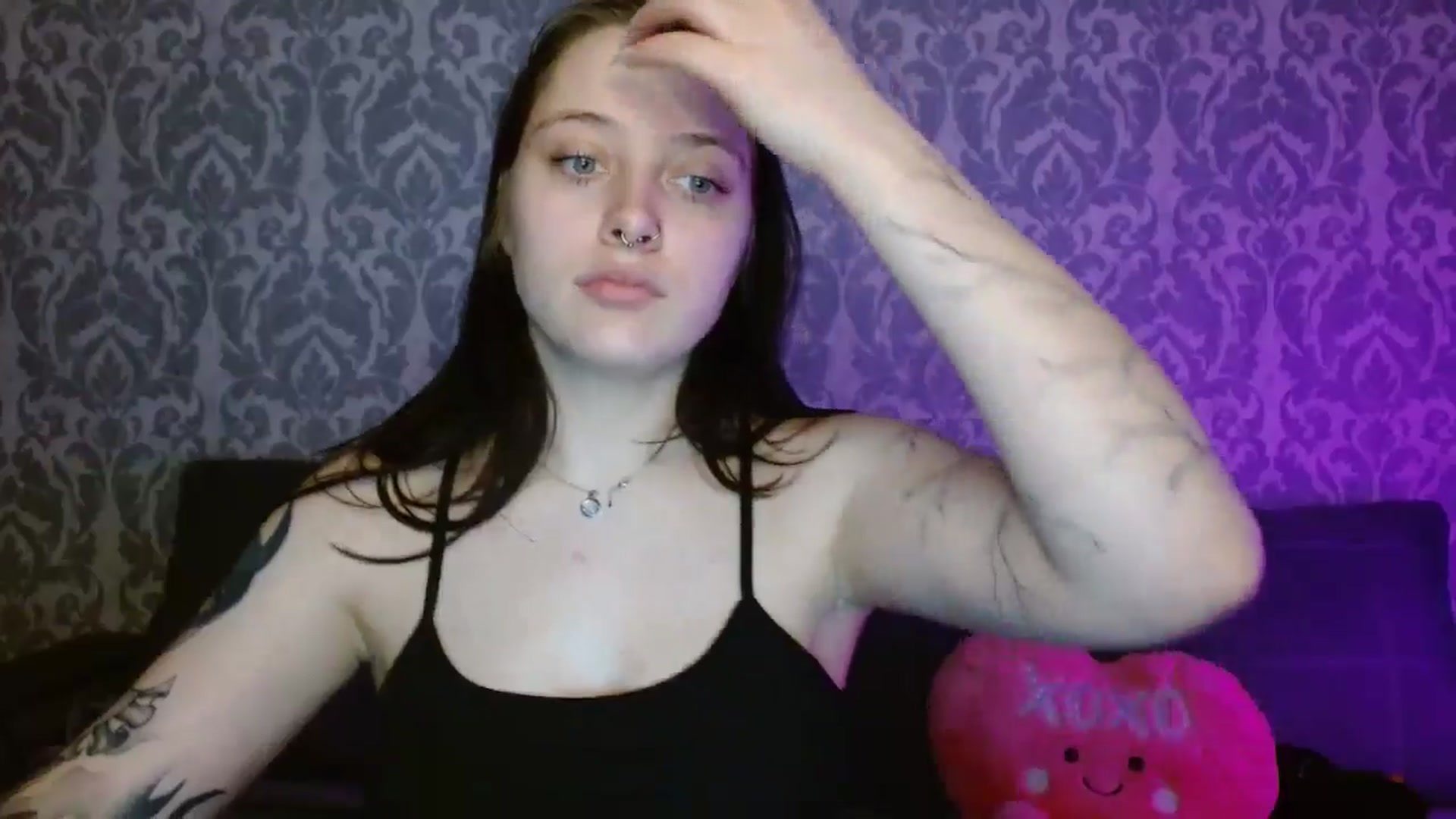Gallery image thumbnail from AmyWard's myfreecams stream on, 04/13/2026, 13:48 image 10 of 20
