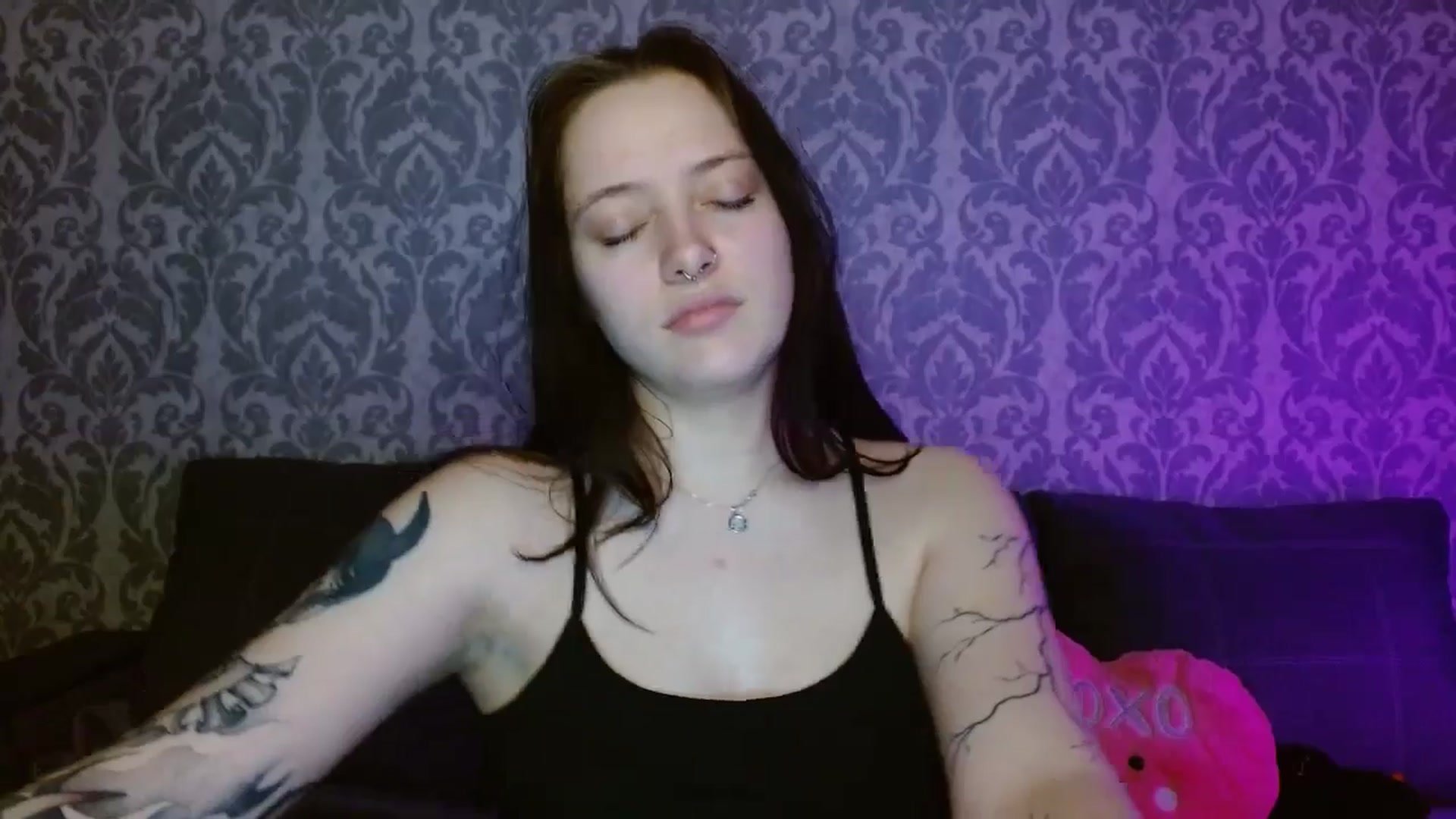 Gallery image thumbnail from AmyWard's myfreecams stream on, 04/13/2026, 13:48 image 17 of 20