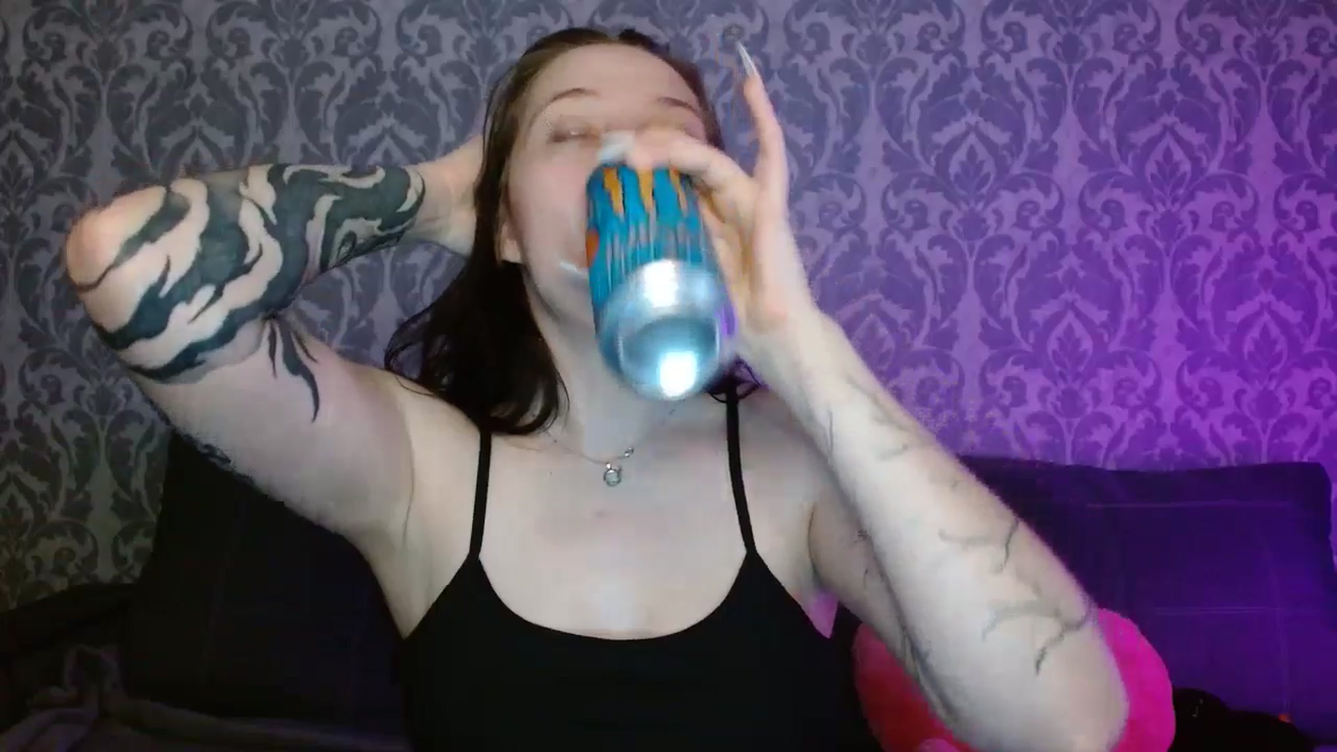 Gallery image thumbnail from AmyWard's myfreecams stream on, 04/13/2026, 13:48 image 9 of 20