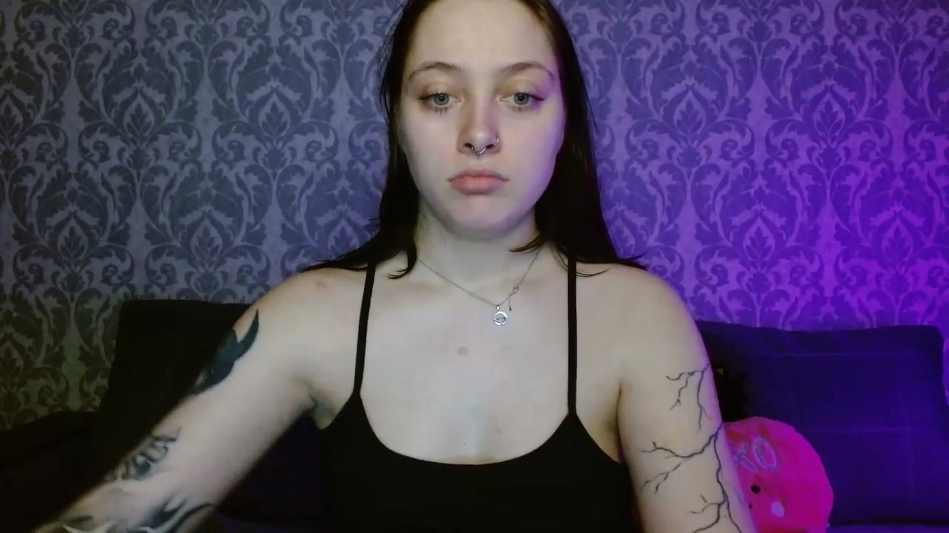 Gallery image thumbnail from AmyWard's myfreecams stream on, 04/13/2026, 14:52 image 9 of 20