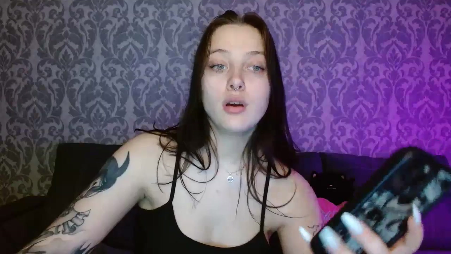Gallery image thumbnail from AmyWard's myfreecams stream on, 04/13/2026, 14:52 image 7 of 20