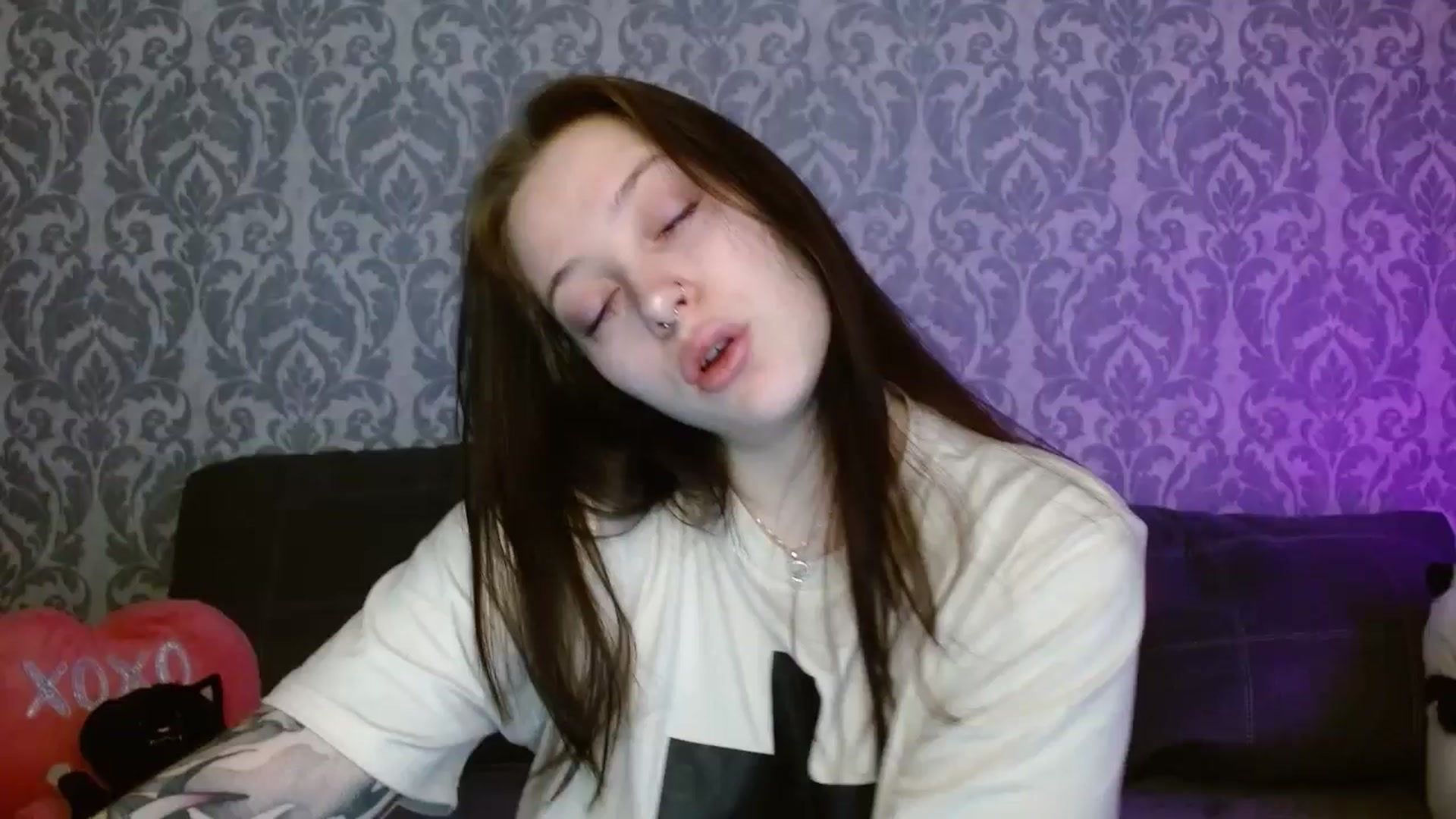 Gallery image thumbnail from AmyWard's myfreecams stream on, 04/16/2026, 09:54 image 2 of 20