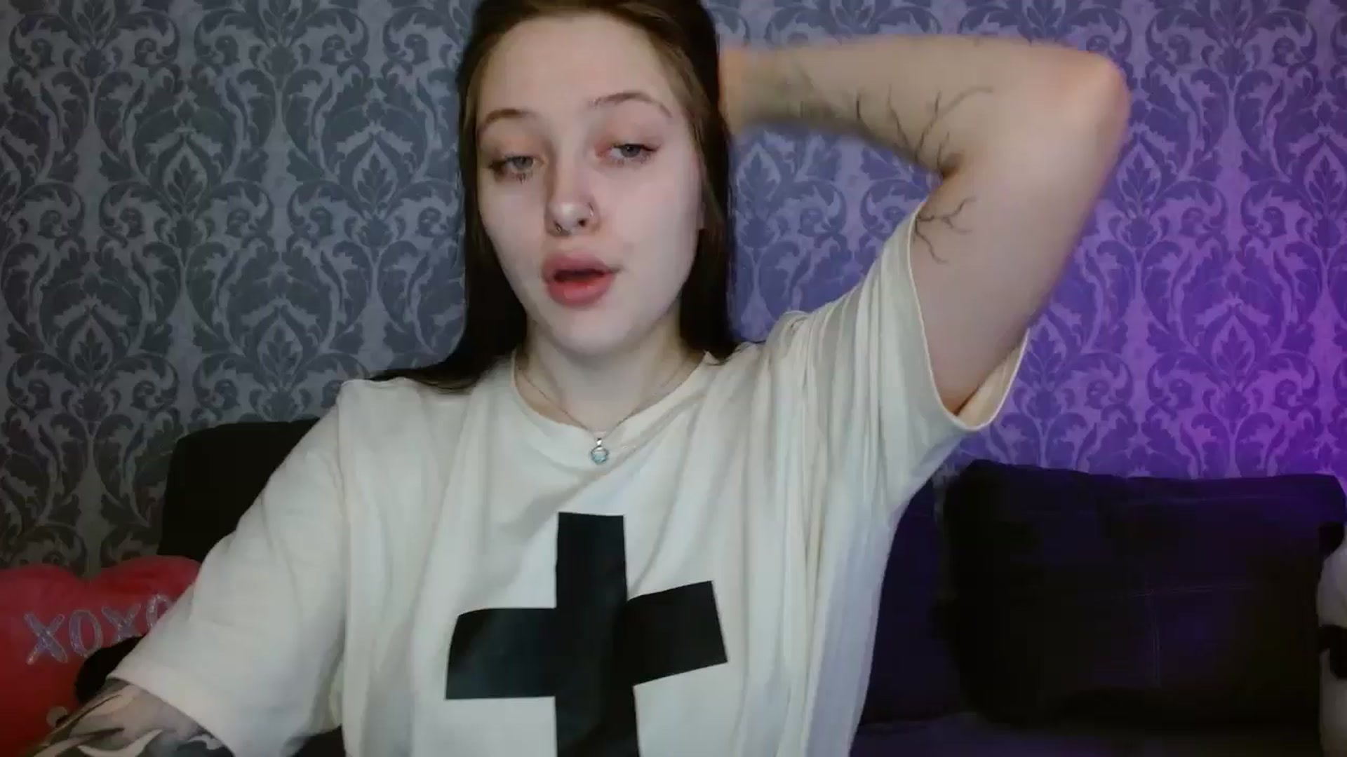 Gallery image thumbnail from AmyWard's myfreecams stream on, 04/16/2026, 09:54 image 4 of 20