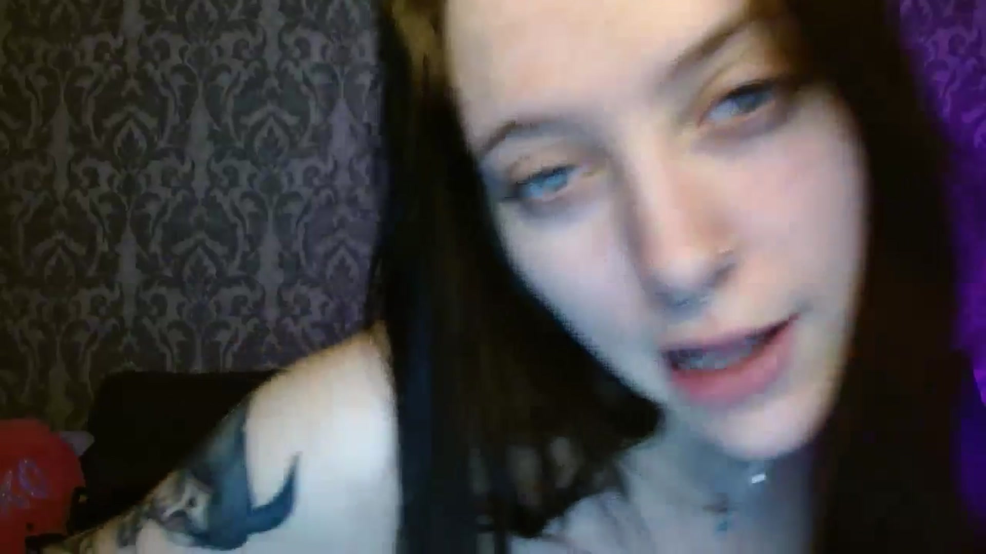 Gallery image thumbnail from AmyWard's myfreecams stream on, 04/17/2026, 13:20 image 19 of 20