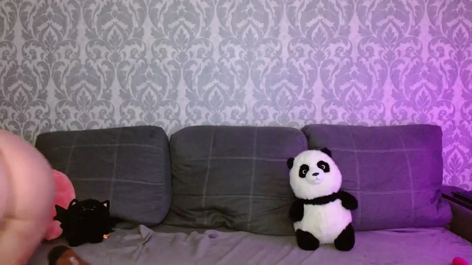 Gallery image thumbnail from AmyWard's myfreecams stream on, 04/18/2026, 10:12 image 5 of 20