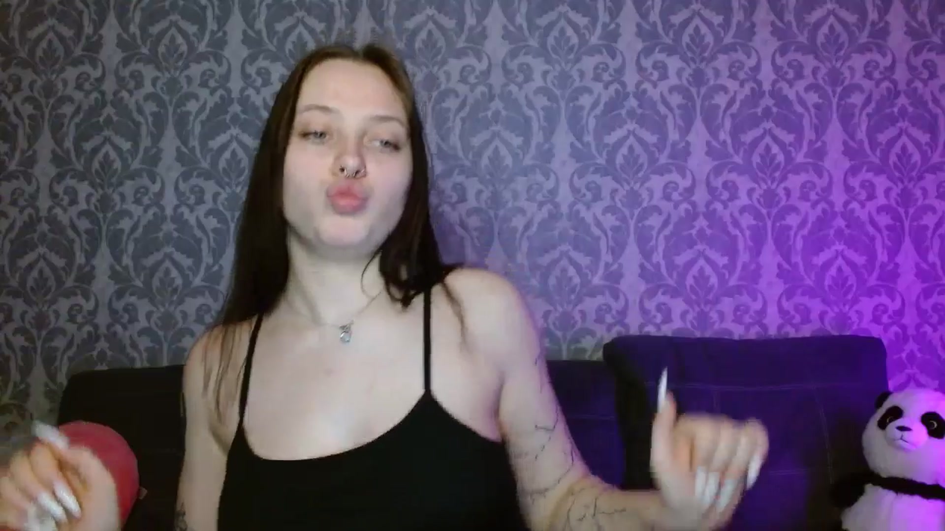 Gallery image thumbnail from AmyWard's myfreecams stream on, 04/18/2026, 13:02 image 19 of 20