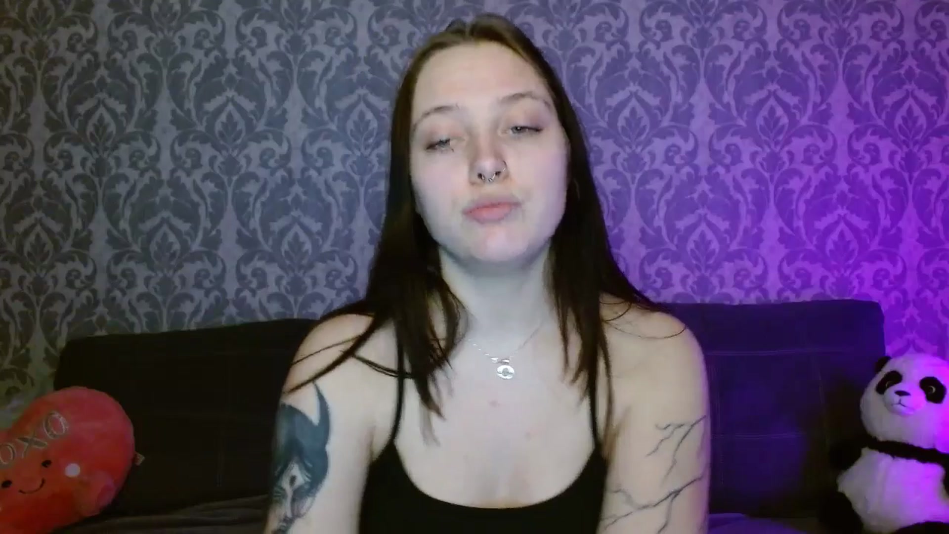 Gallery image thumbnail from AmyWard's myfreecams stream on, 04/18/2026, 14:01 image 13 of 20