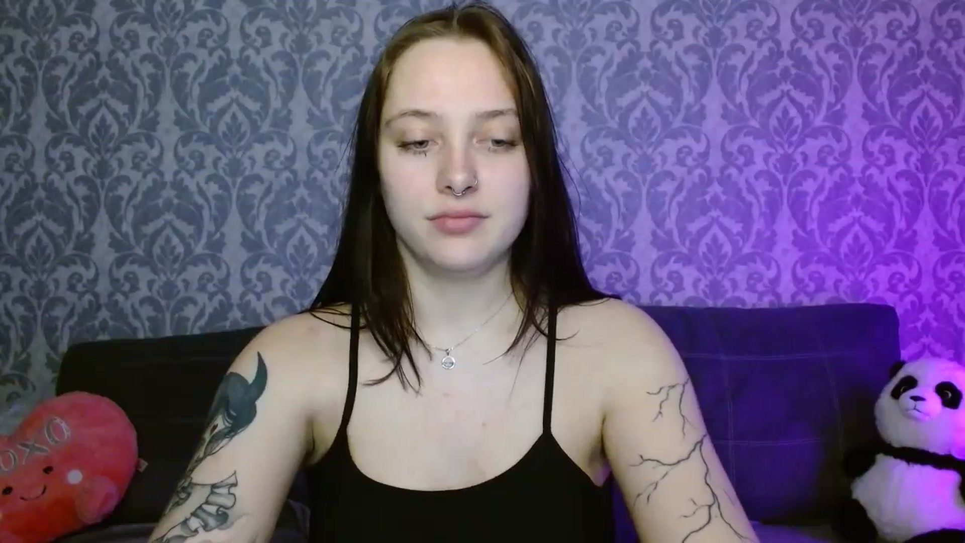 Gallery image thumbnail from AmyWard's myfreecams stream on, 04/18/2026, 14:01 image 2 of 20