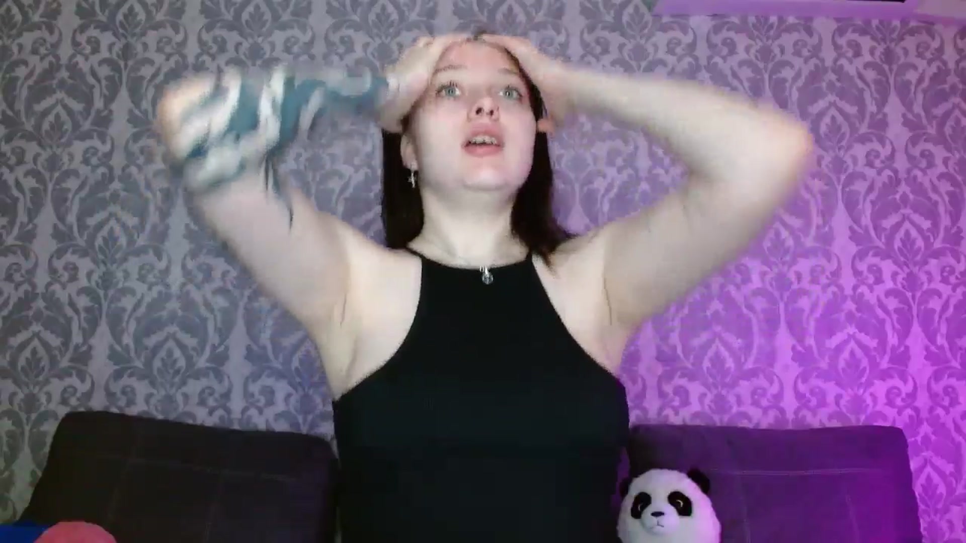 Gallery image thumbnail from AmyWard's myfreecams stream on, 04/19/2026, 08:24 image 17 of 20