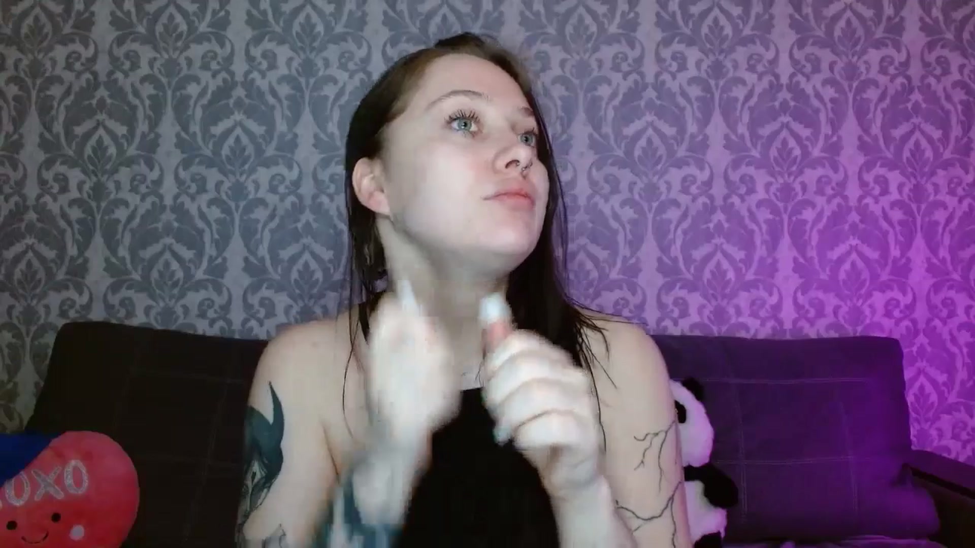Gallery image thumbnail from AmyWard's myfreecams stream on, 04/19/2026, 08:24 image 4 of 20