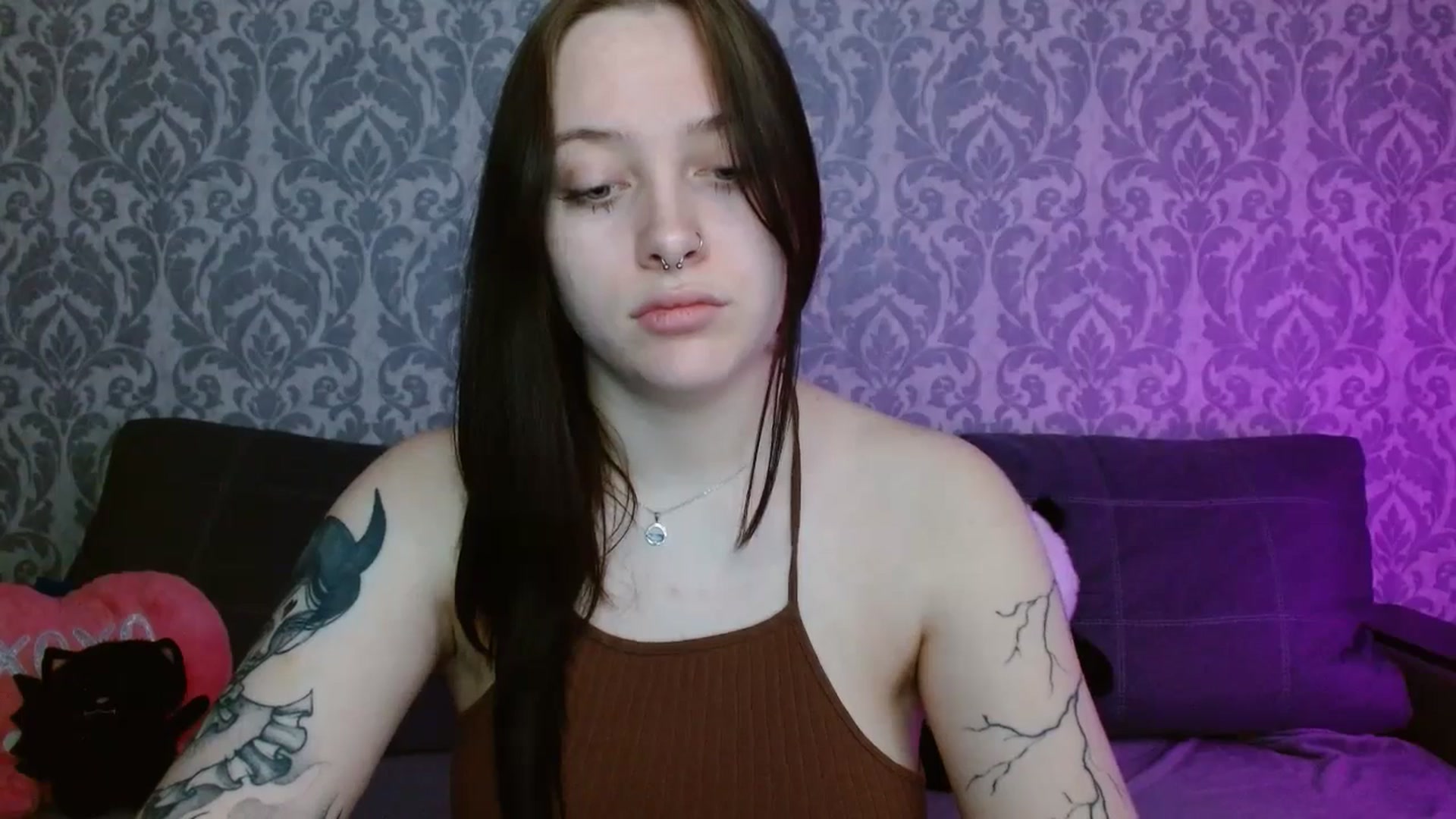 Gallery image thumbnail from AmyWard's myfreecams stream on, 04/19/2026, 09:53 image 13 of 20