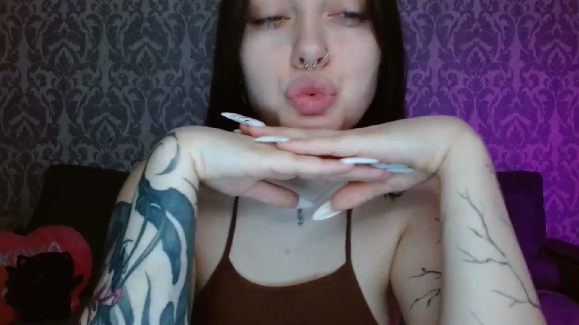 Gallery image thumbnail from AmyWard's myfreecams stream on, 04/19/2026, 09:53 image 10 of 20