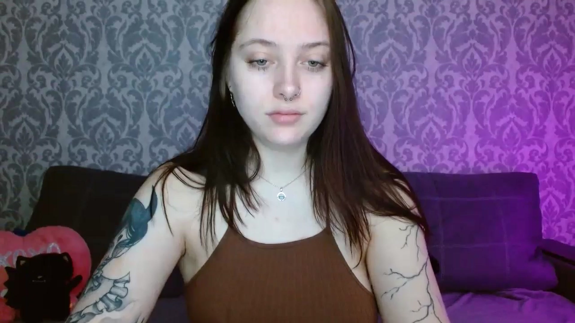 Gallery image thumbnail from AmyWard's myfreecams stream on, 04/19/2026, 09:53 image 9 of 20