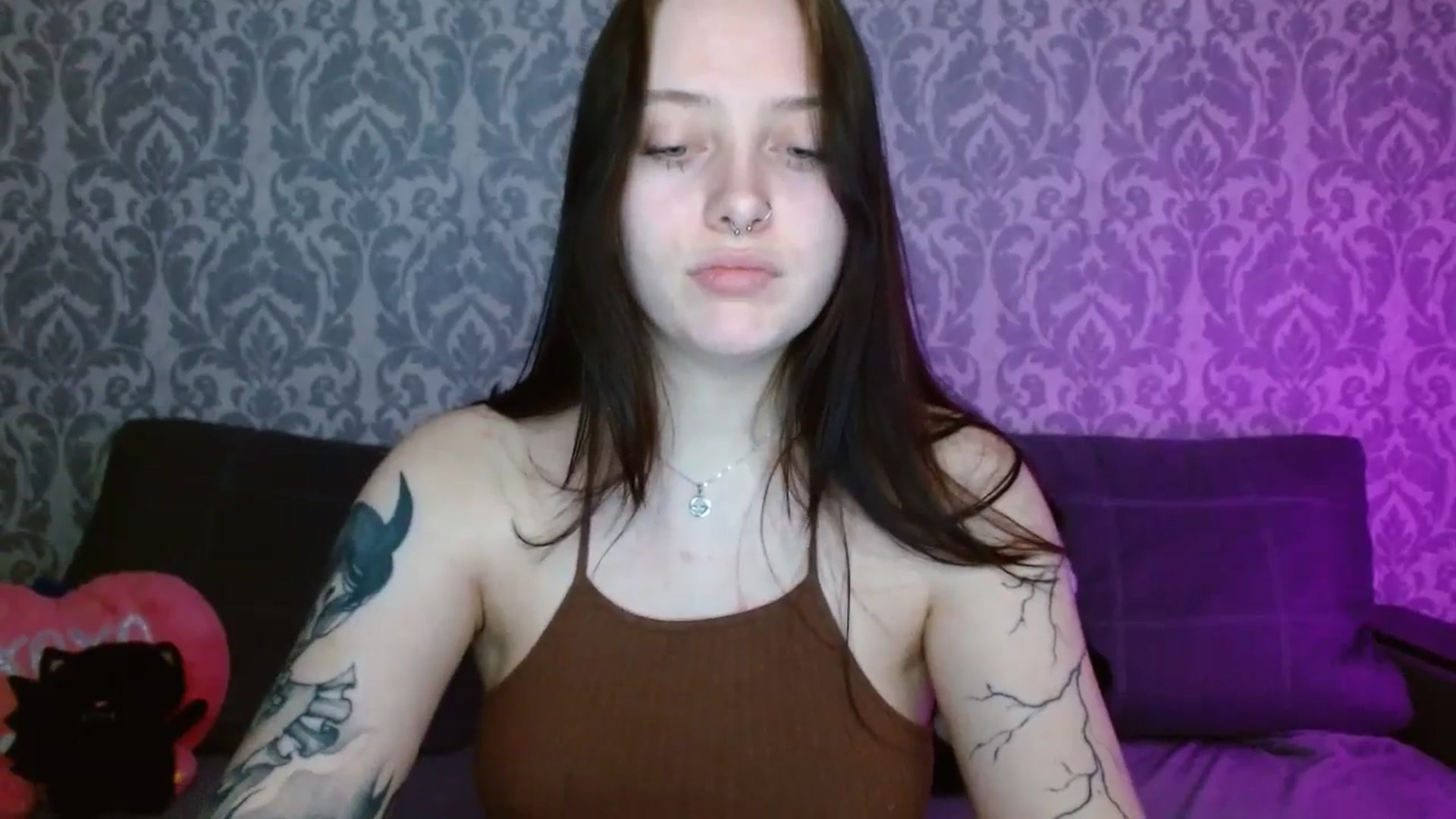 Gallery image thumbnail from AmyWard's myfreecams stream on, 04/19/2026, 10:17 image 13 of 20