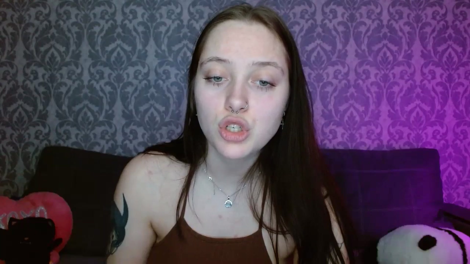 Gallery image thumbnail from AmyWard's myfreecams stream on, 04/19/2026, 11:24 image 3 of 20
