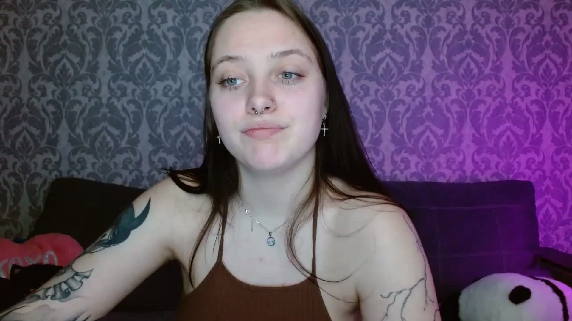 Gallery image thumbnail from AmyWard's myfreecams stream on, 04/19/2026, 11:24 image 4 of 20