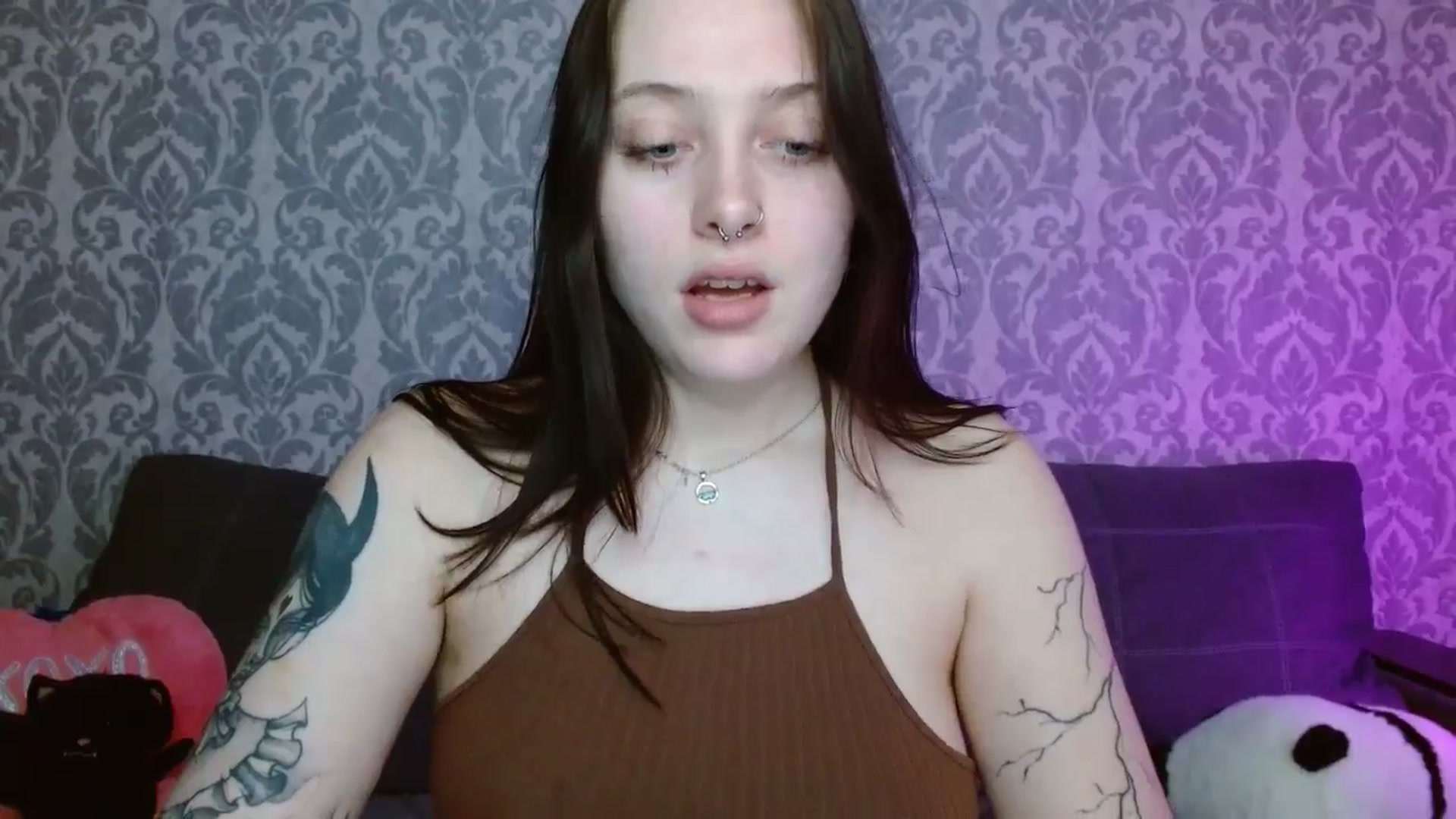 Gallery image thumbnail from AmyWard's myfreecams stream on, 04/19/2026, 12:38 image 8 of 20